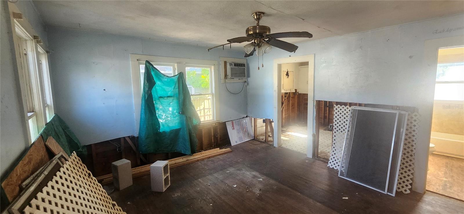 Image 4 of 17 For 5212 Limestone Drive