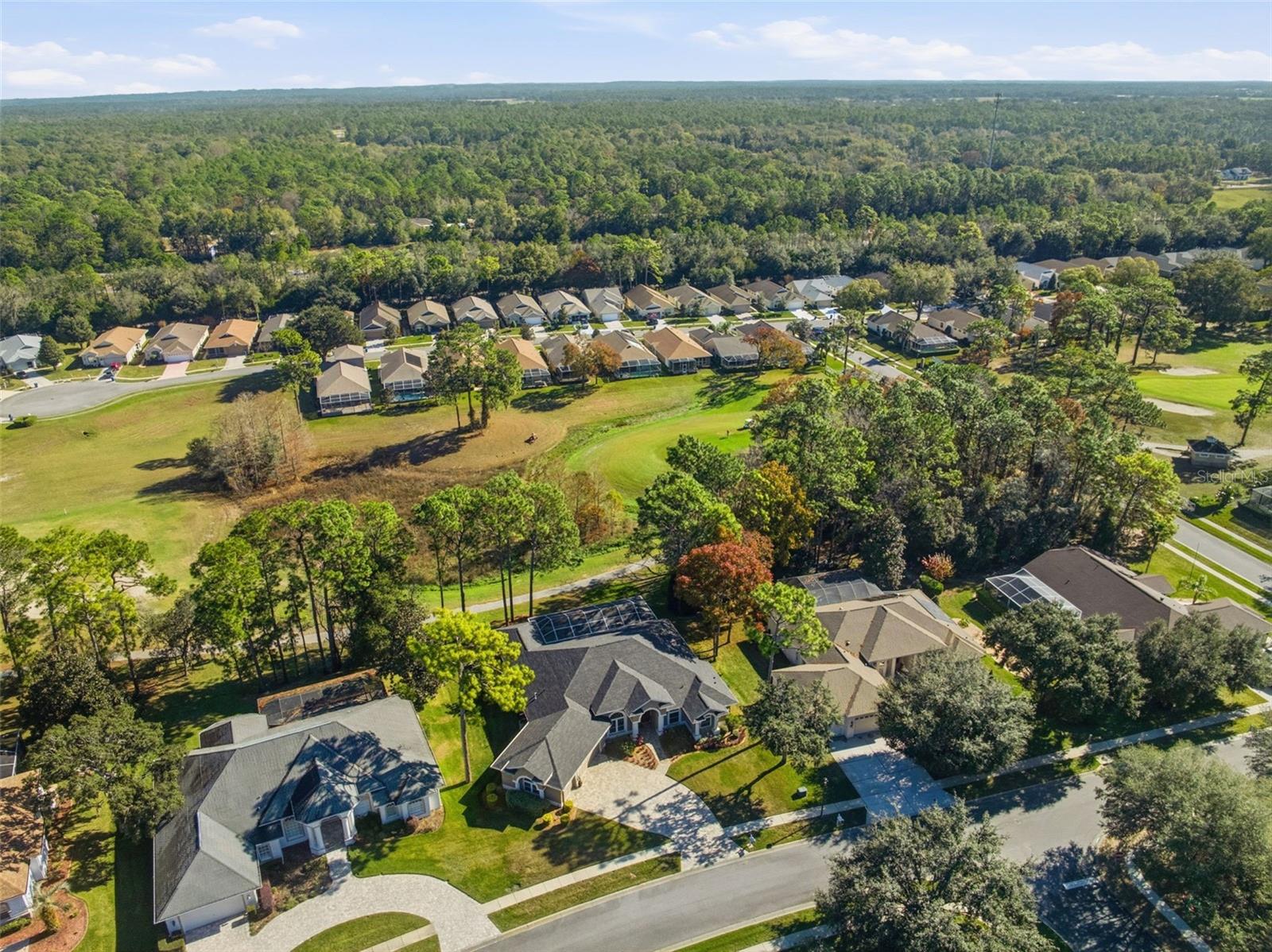 Listing photo id 45 for 15150 Surrey Bend