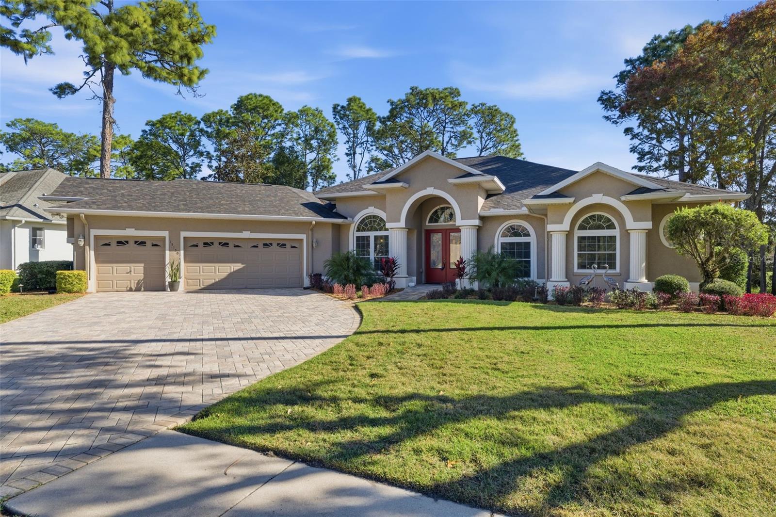 Listing photo id 51 for 15150 Surrey Bend