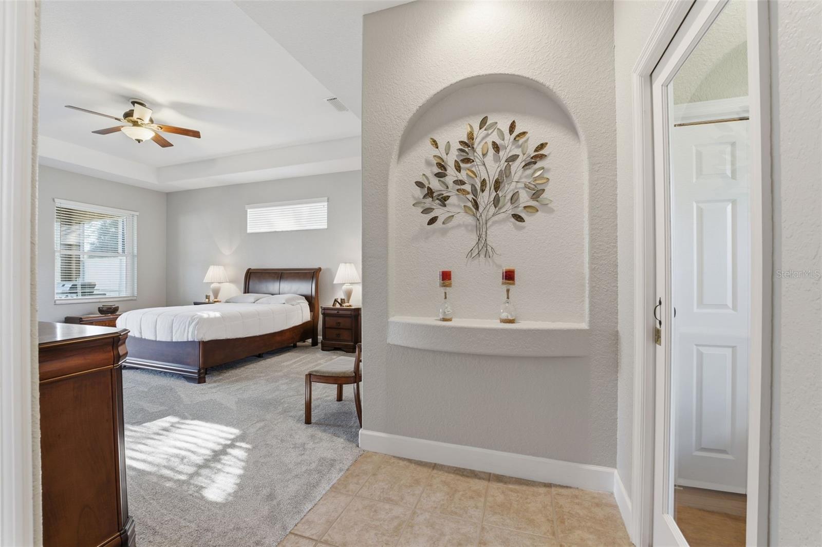 Listing photo id 61 for 15150 Surrey Bend