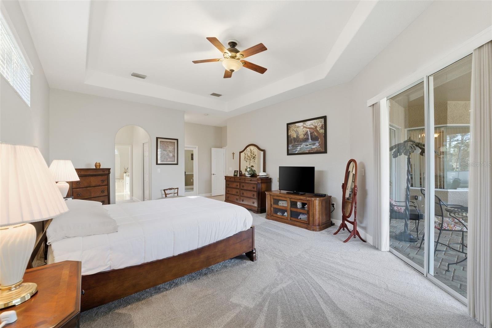 Listing photo id 62 for 15150 Surrey Bend