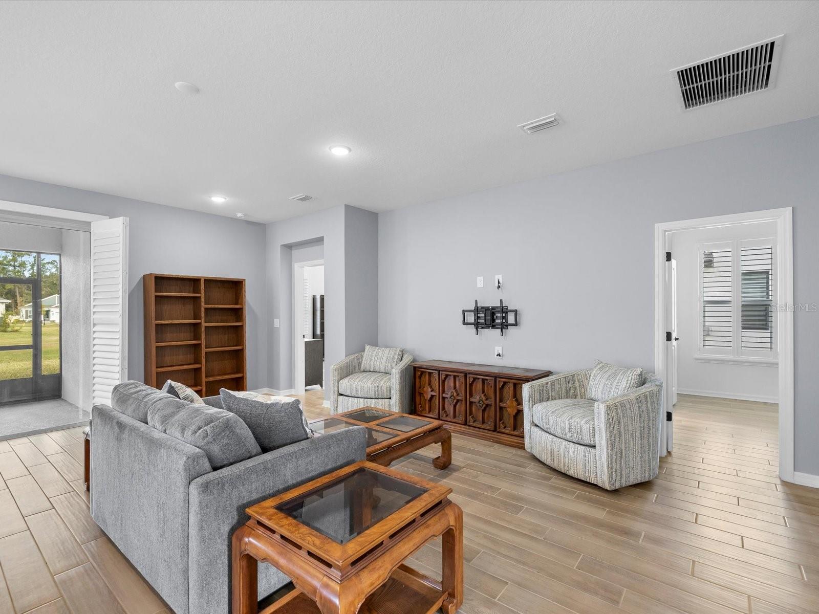 Image 32 of 60 For 5219 Cappleman Loop