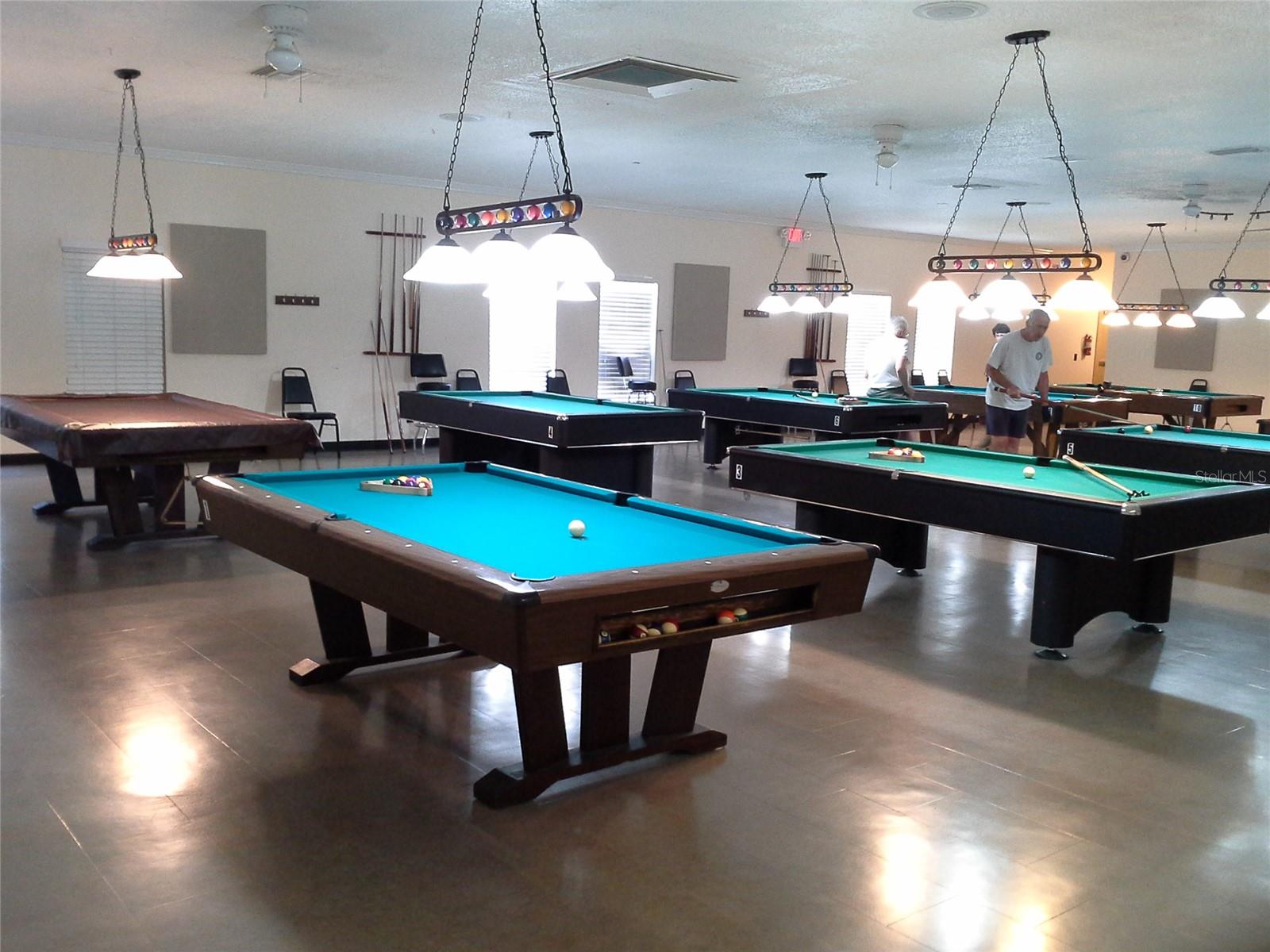 Listing photo id 62 for 2459 Columbia Drive 37