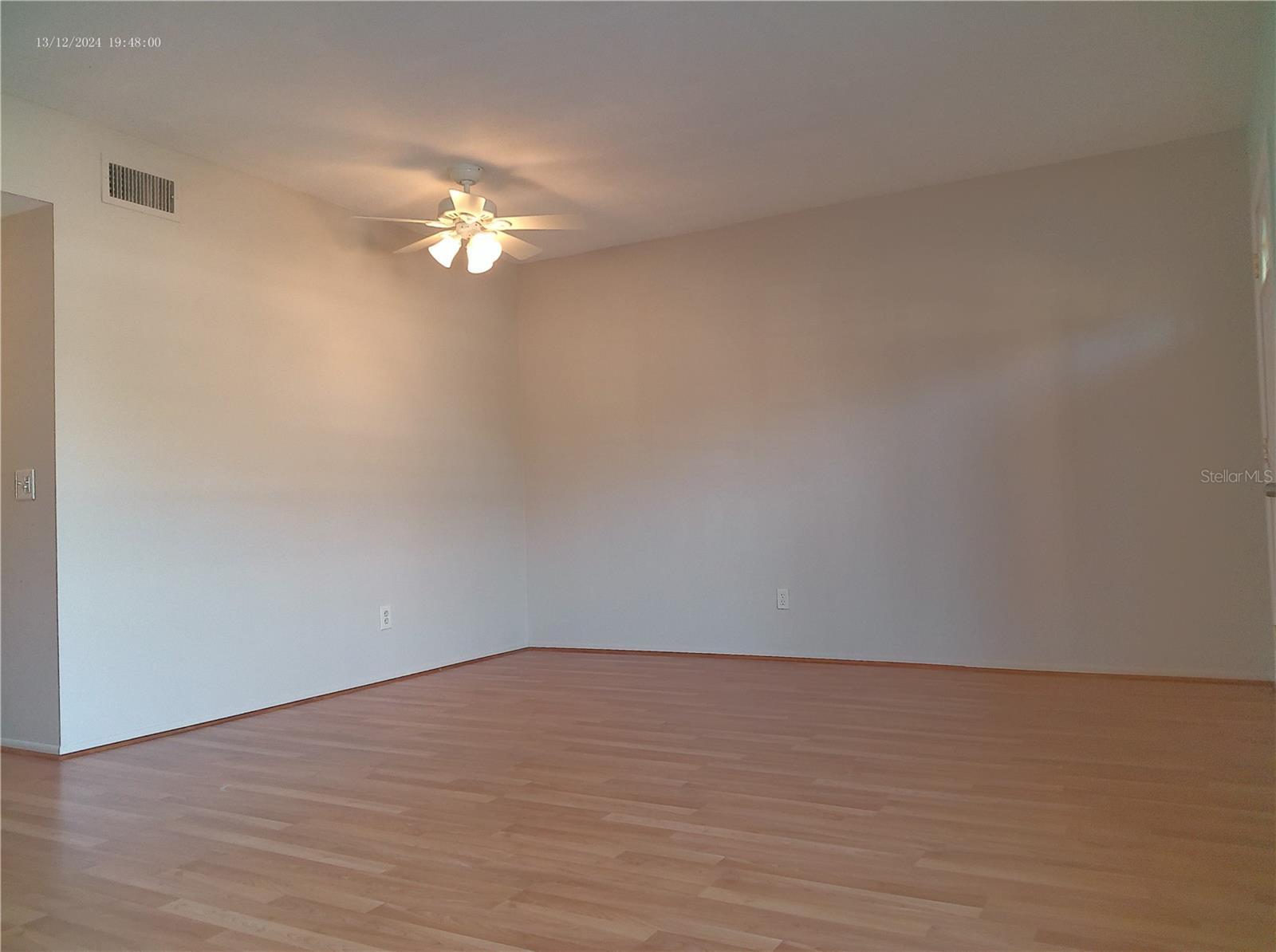 Listing photo id 5 for 2459 Columbia Drive 37