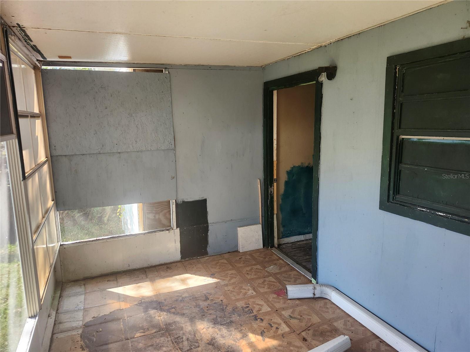 Image 3 of 11 For 5625 Van Doren Avenue