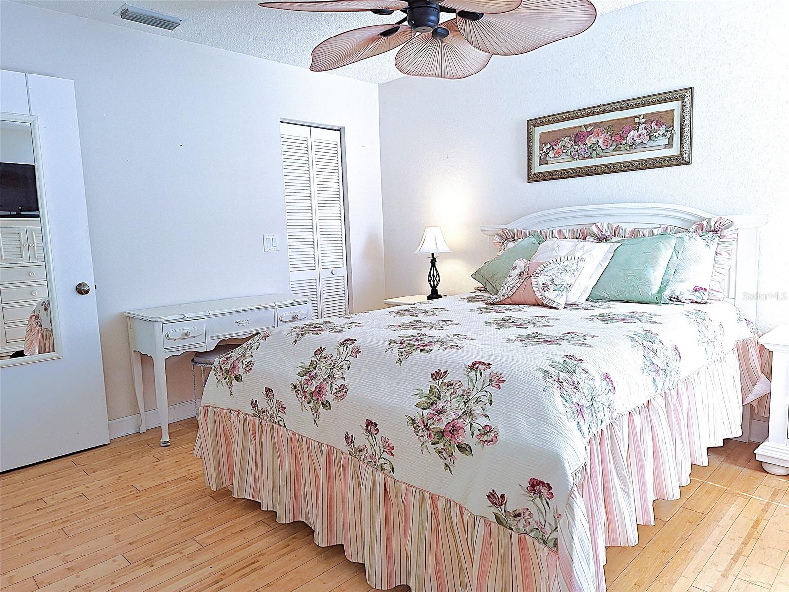 Image 15 of 45 For 5727 Biscayne Court 302