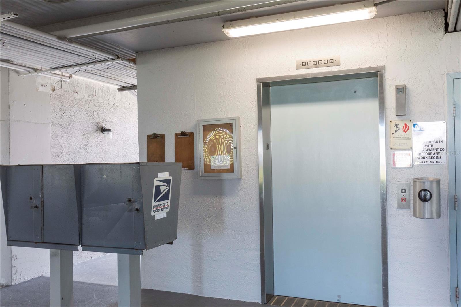 Image 32 of 45 For 5727 Biscayne Court 302