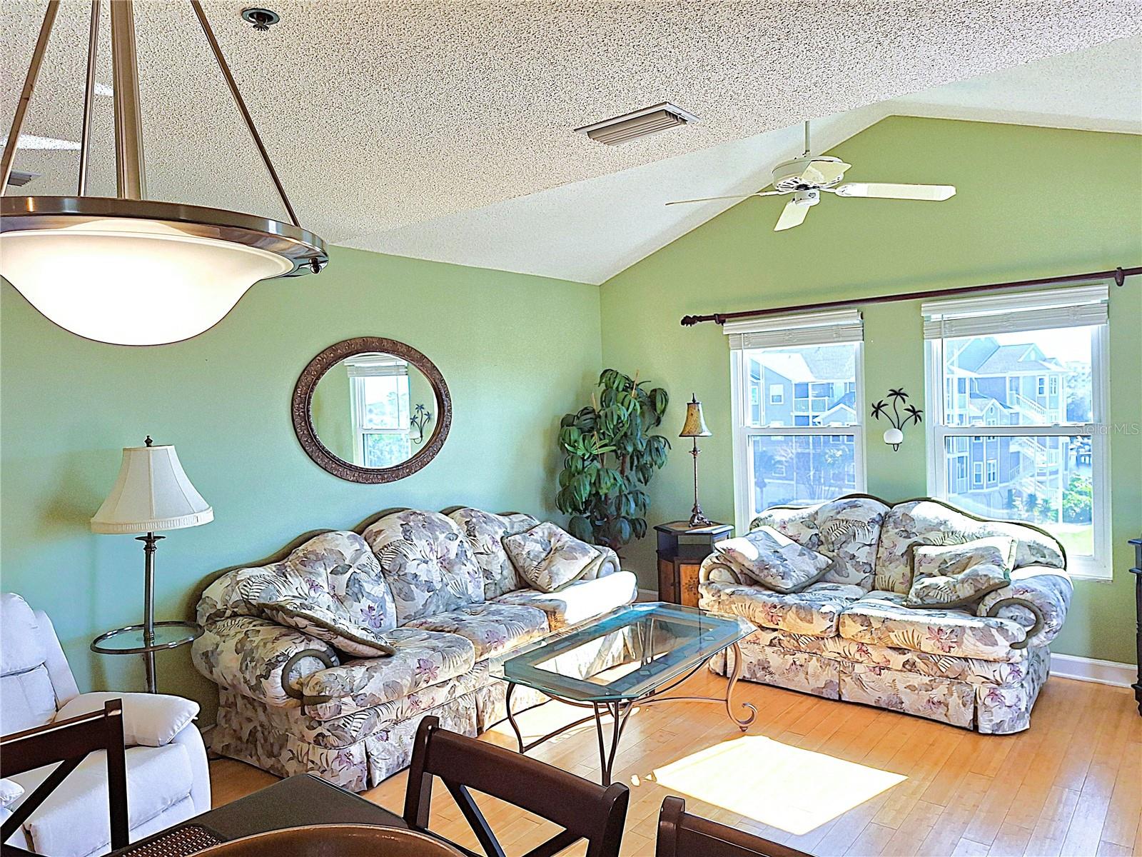 Image 6 of 45 For 5727 Biscayne Court 302