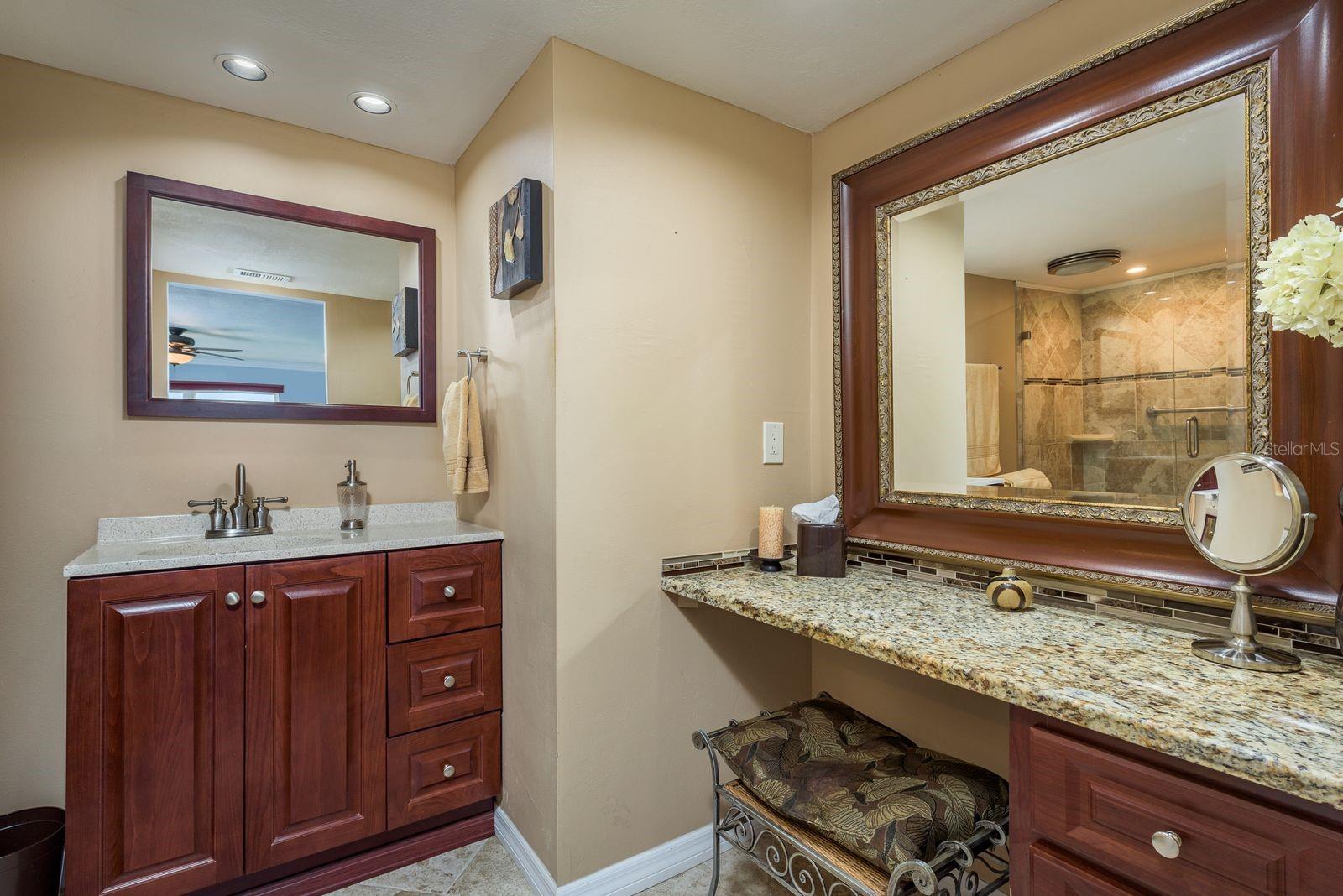 Image 15 of 49 For 10216 Regal Dr.  407