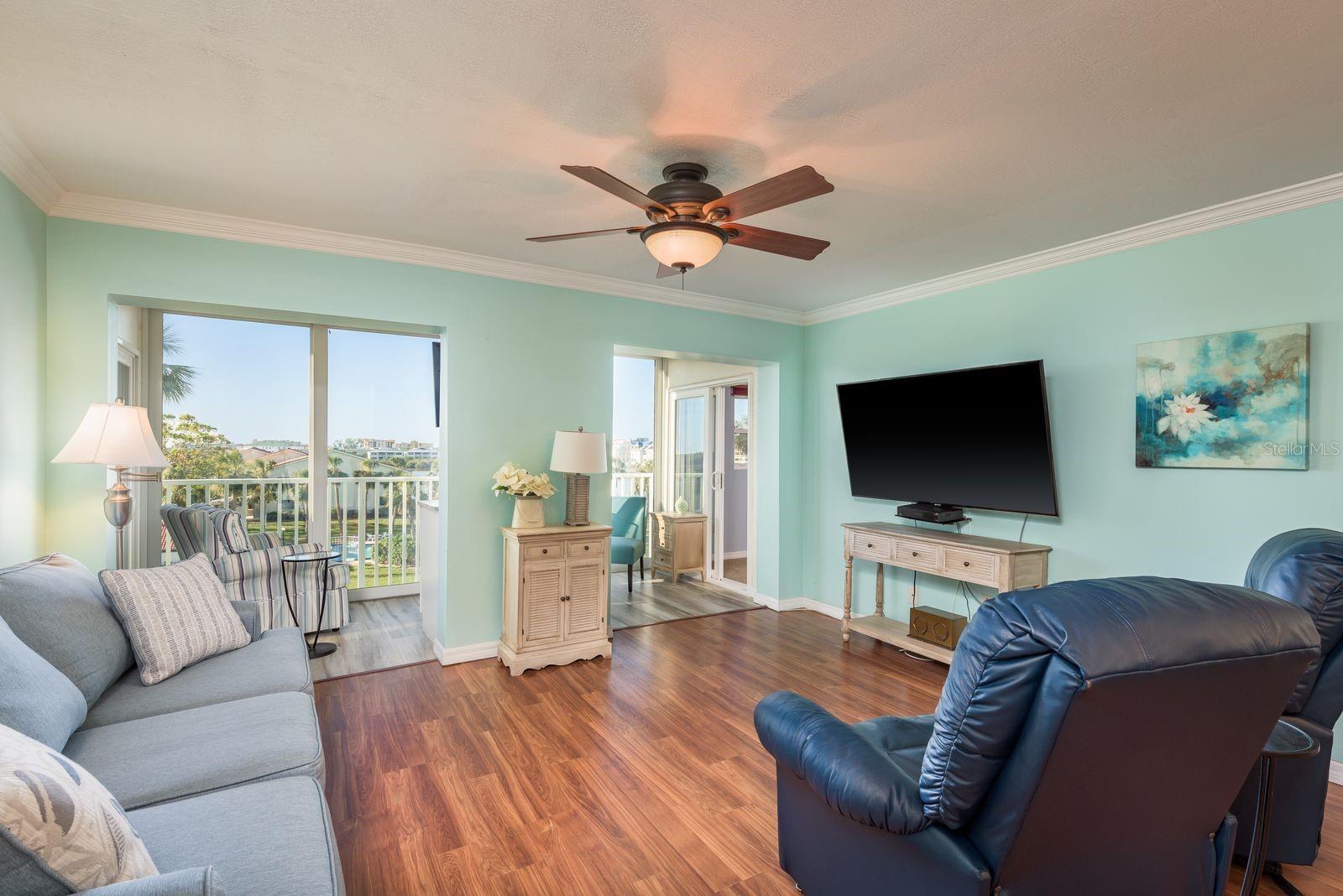 Image 7 of 49 For 10216 Regal Dr.  407