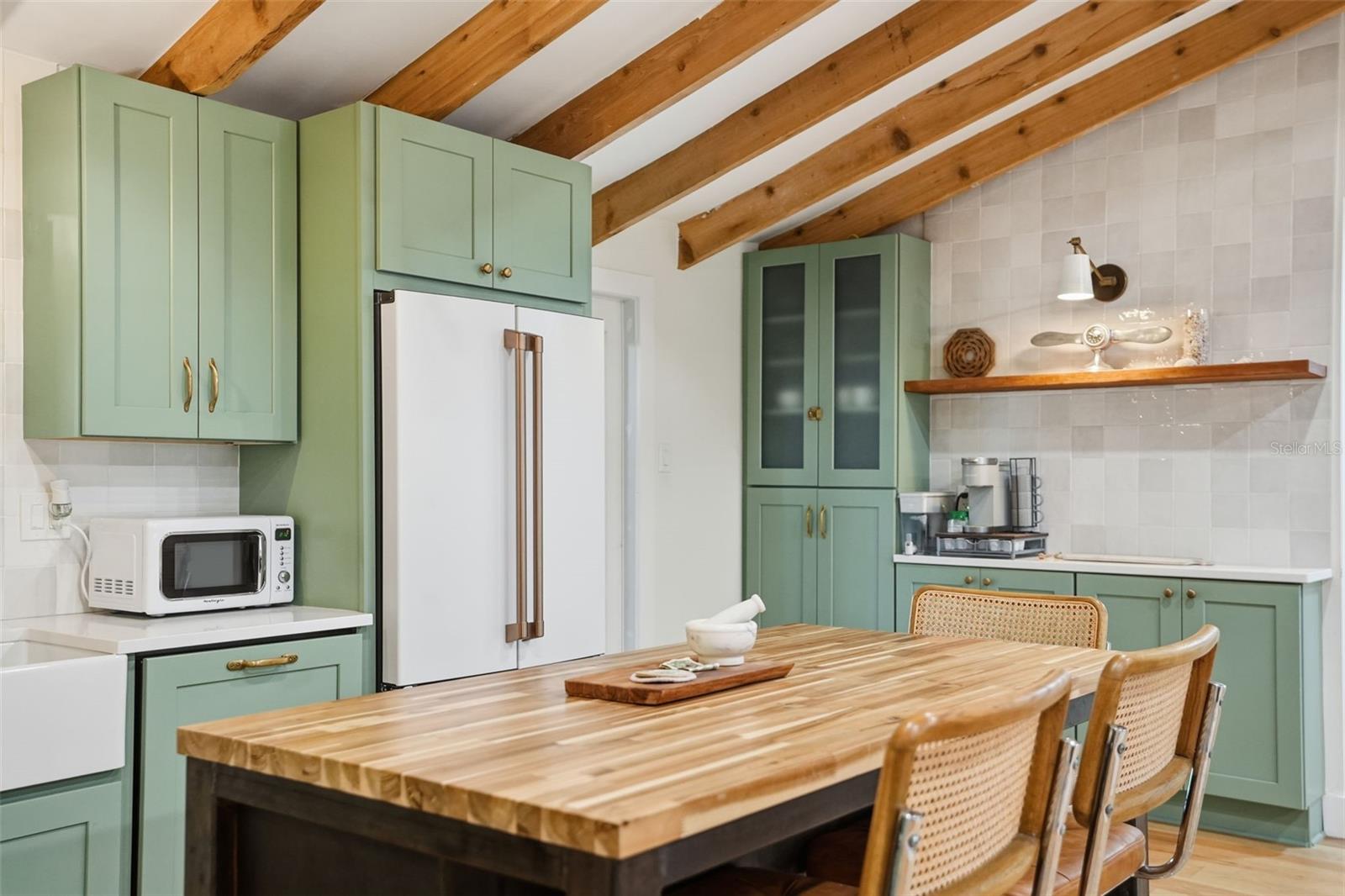 Image 15 of 35 For 7424 Grand Boulevard