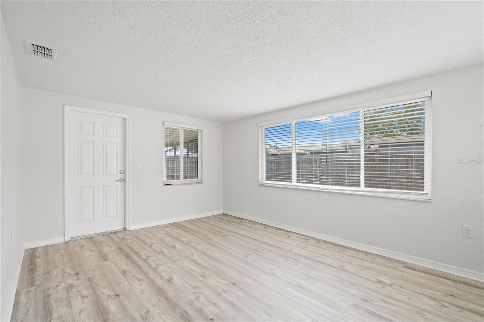 Image 5 of 36 For 3709 Panola Drive