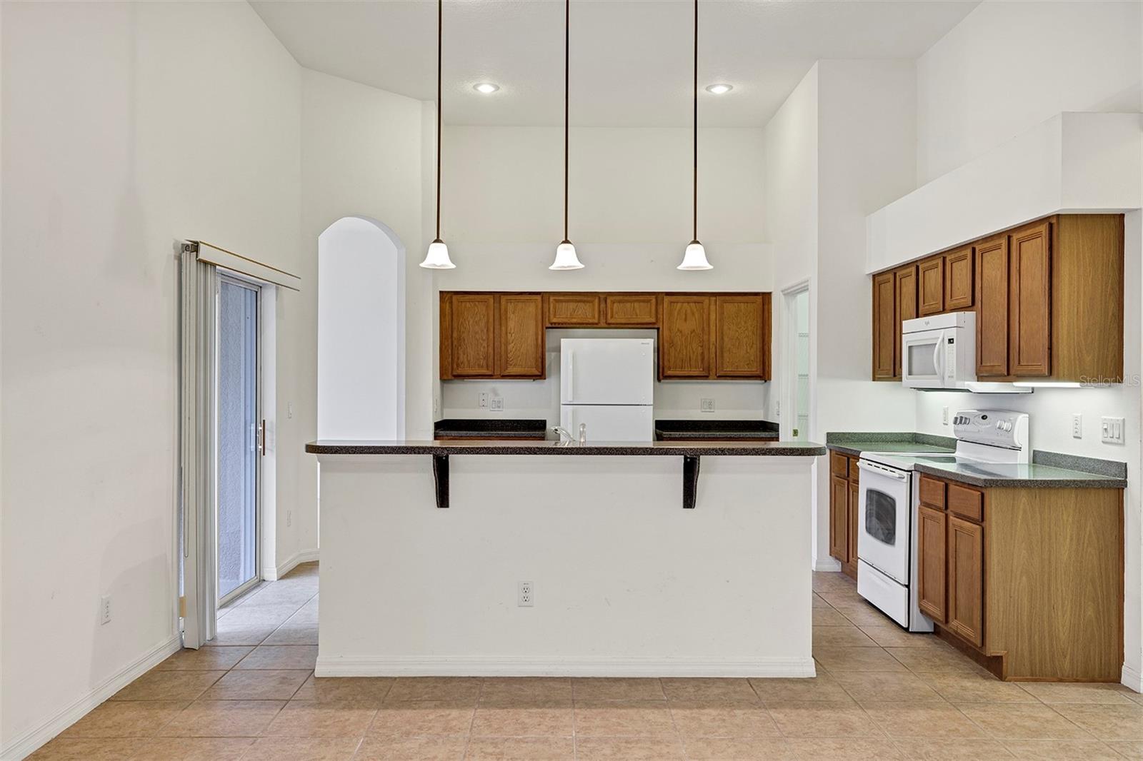 Image 21 of 51 For 3639 Westover Circle