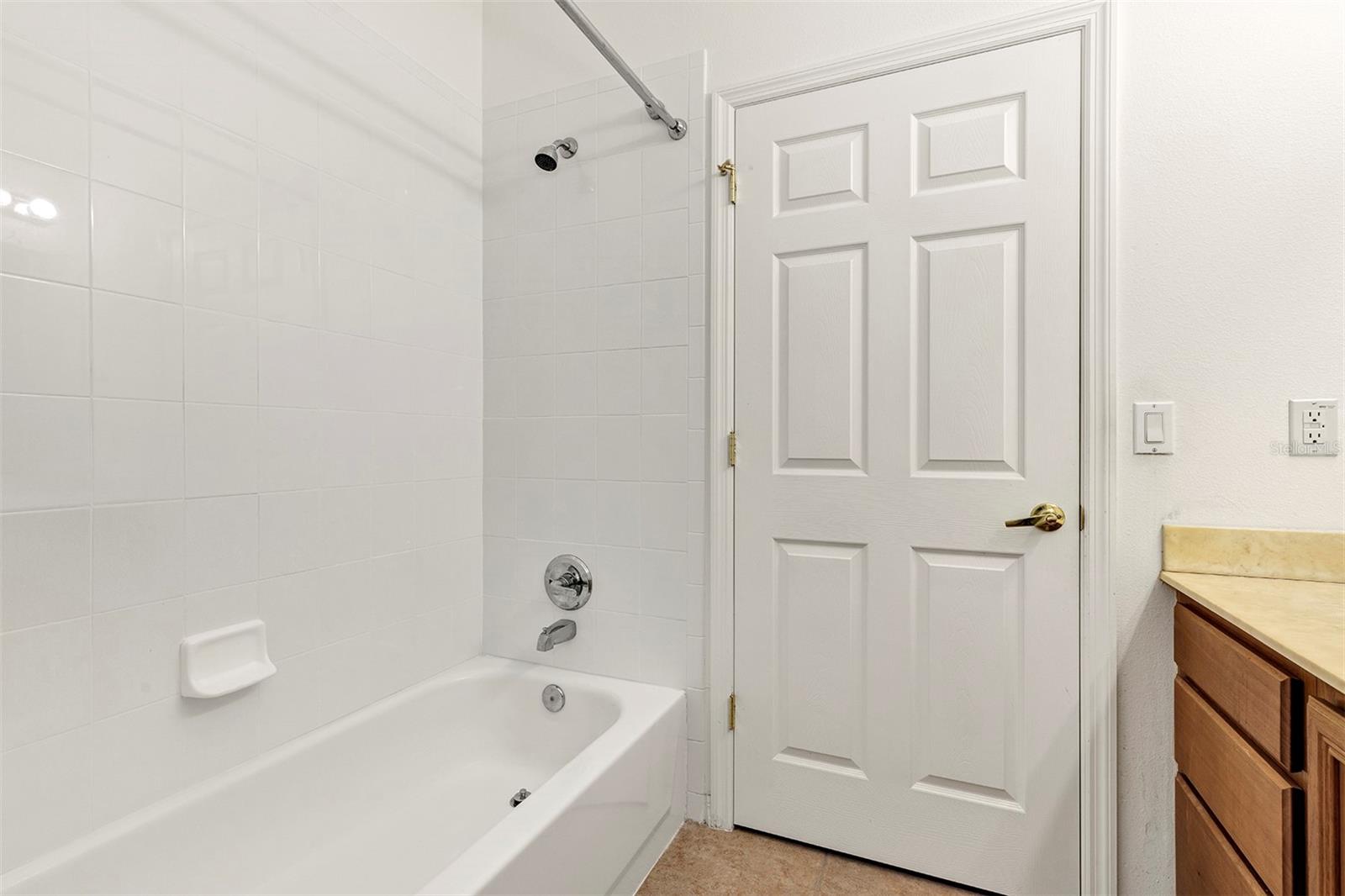 Image 26 of 51 For 3639 Westover Circle