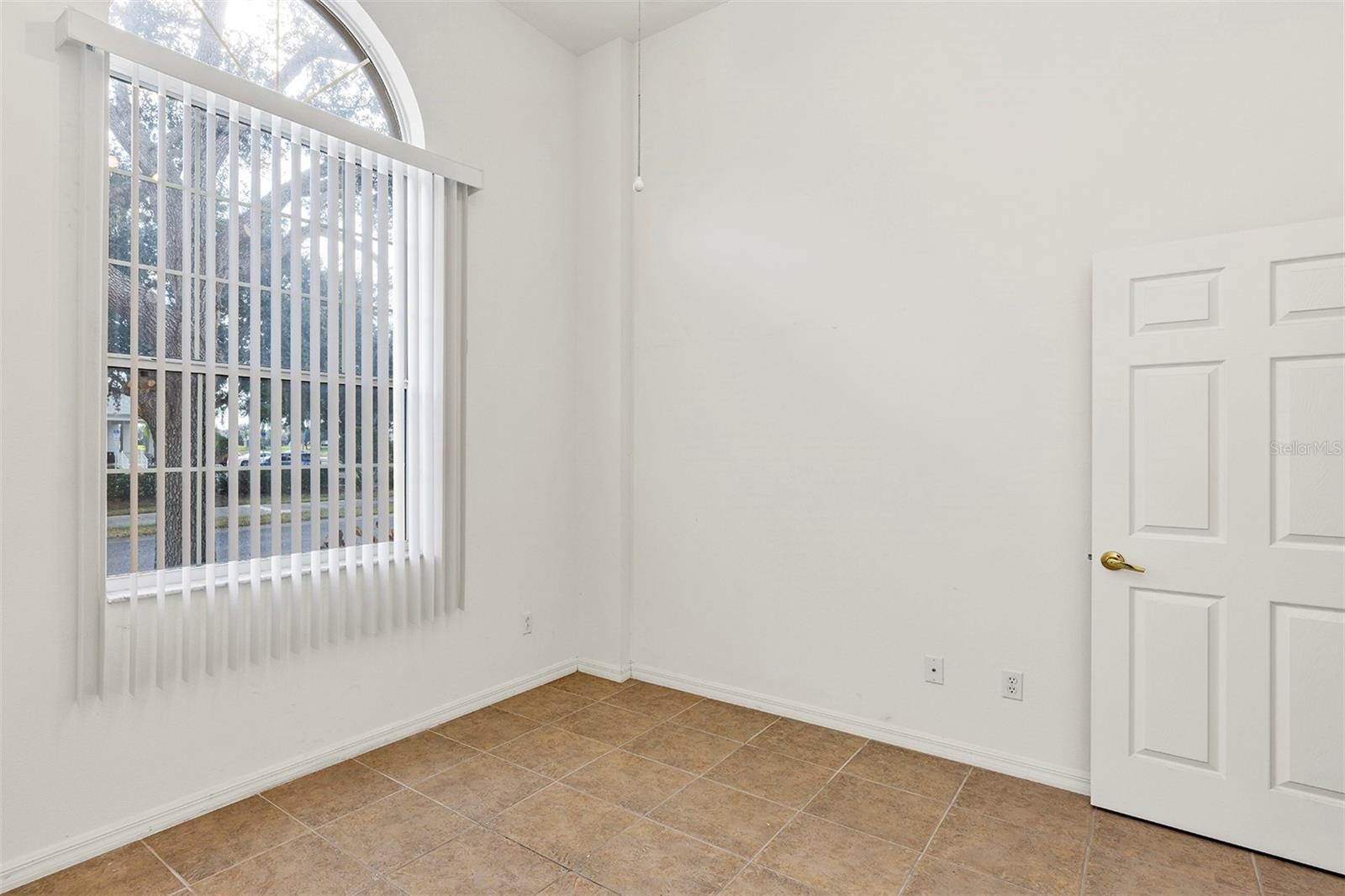 Image 30 of 51 For 3639 Westover Circle