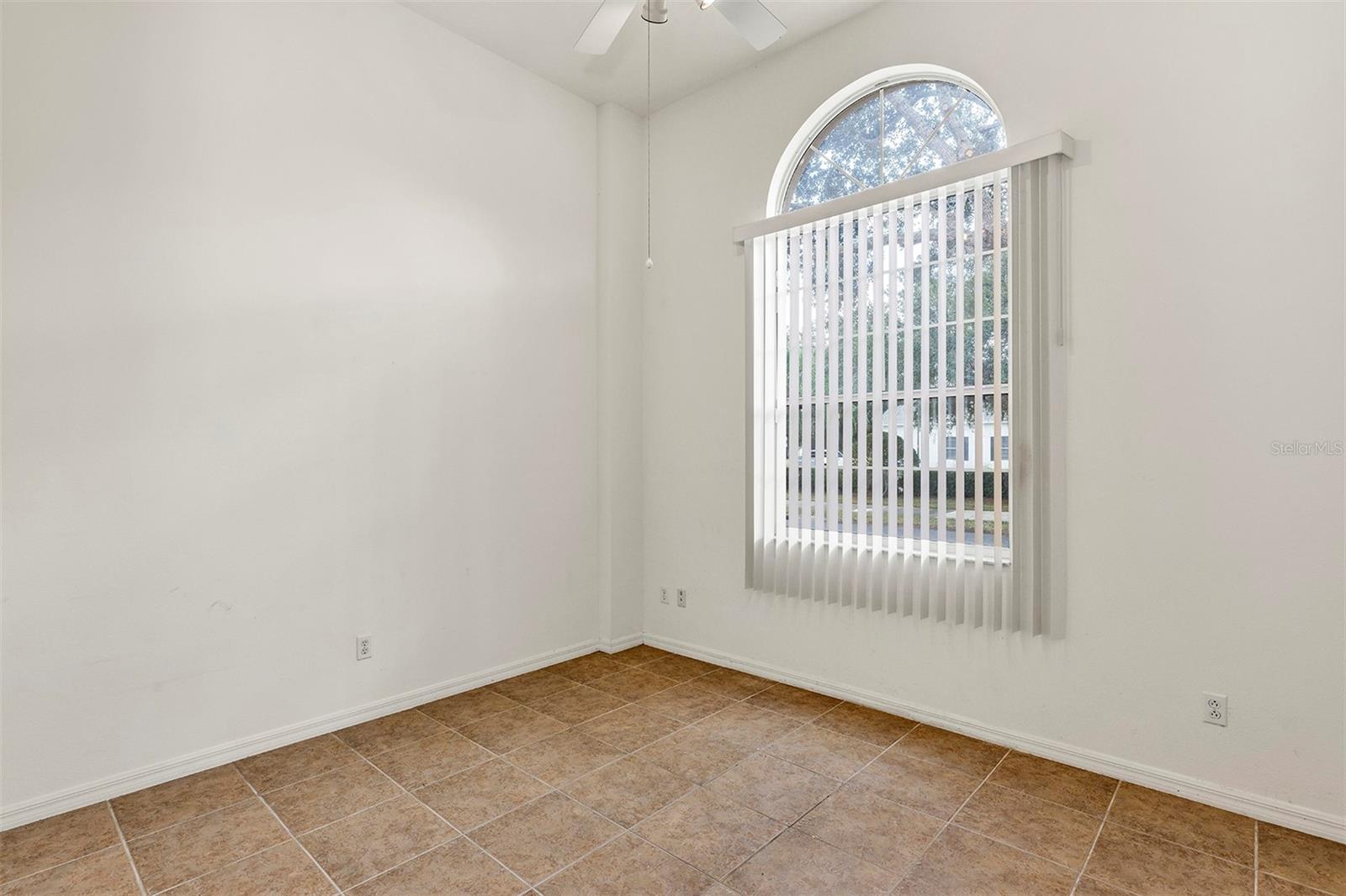 Image 31 of 51 For 3639 Westover Circle