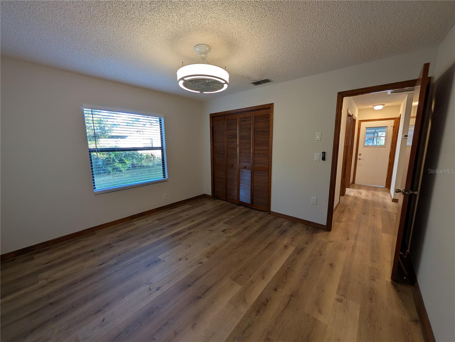 Image 14 of 32 For 3741 Thornbush Lane