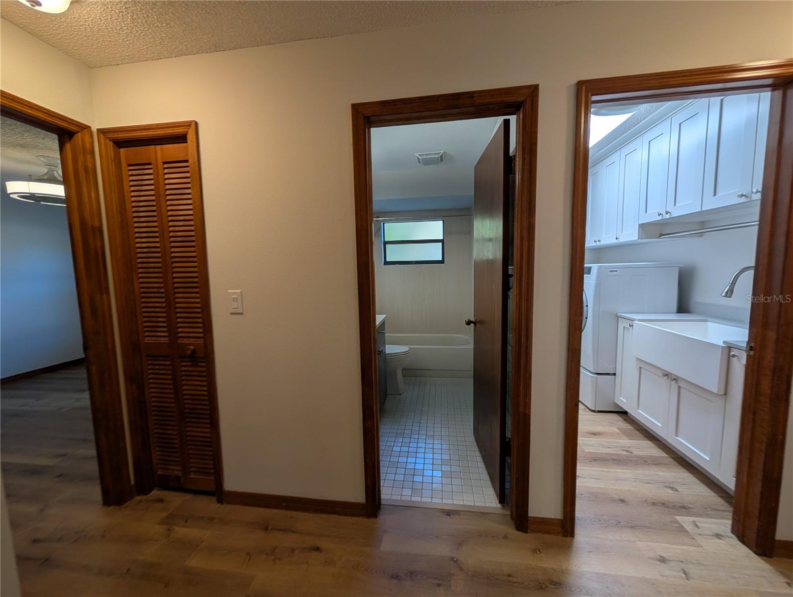 Image 15 of 32 For 3741 Thornbush Lane