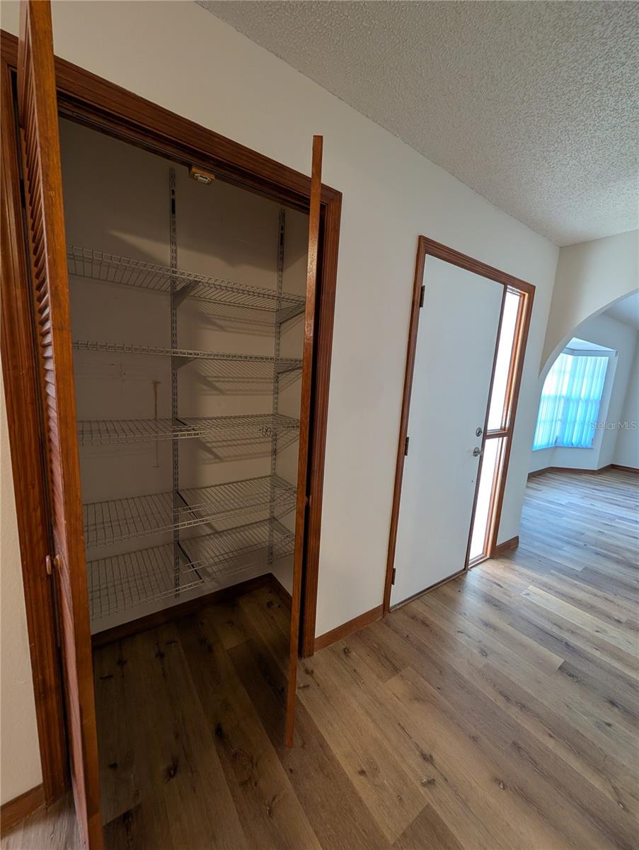 Image 18 of 32 For 3741 Thornbush Lane