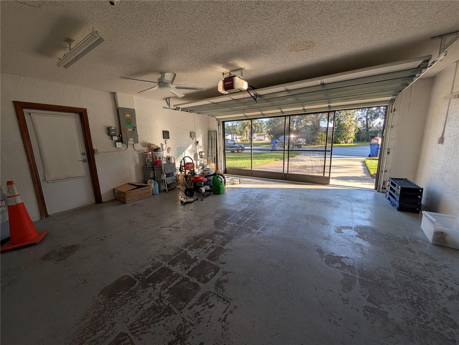 Image 26 of 32 For 3741 Thornbush Lane