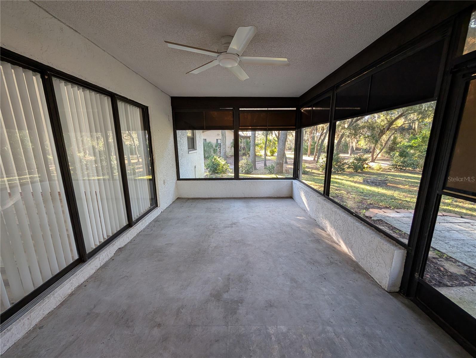 Image 30 of 32 For 3741 Thornbush Lane