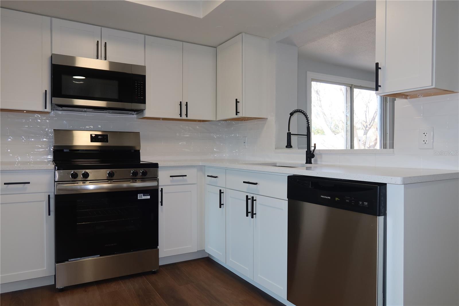 Image 12 of 45 For 7521 Coventry Drive