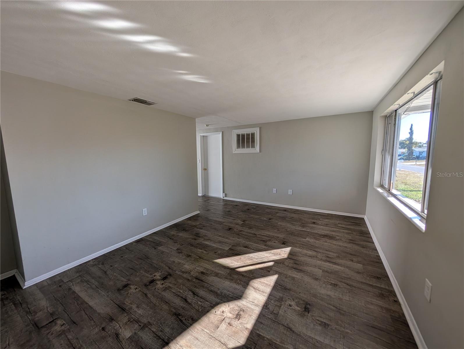 Image 3 of 12 For 7201 Rhinebeck Drive