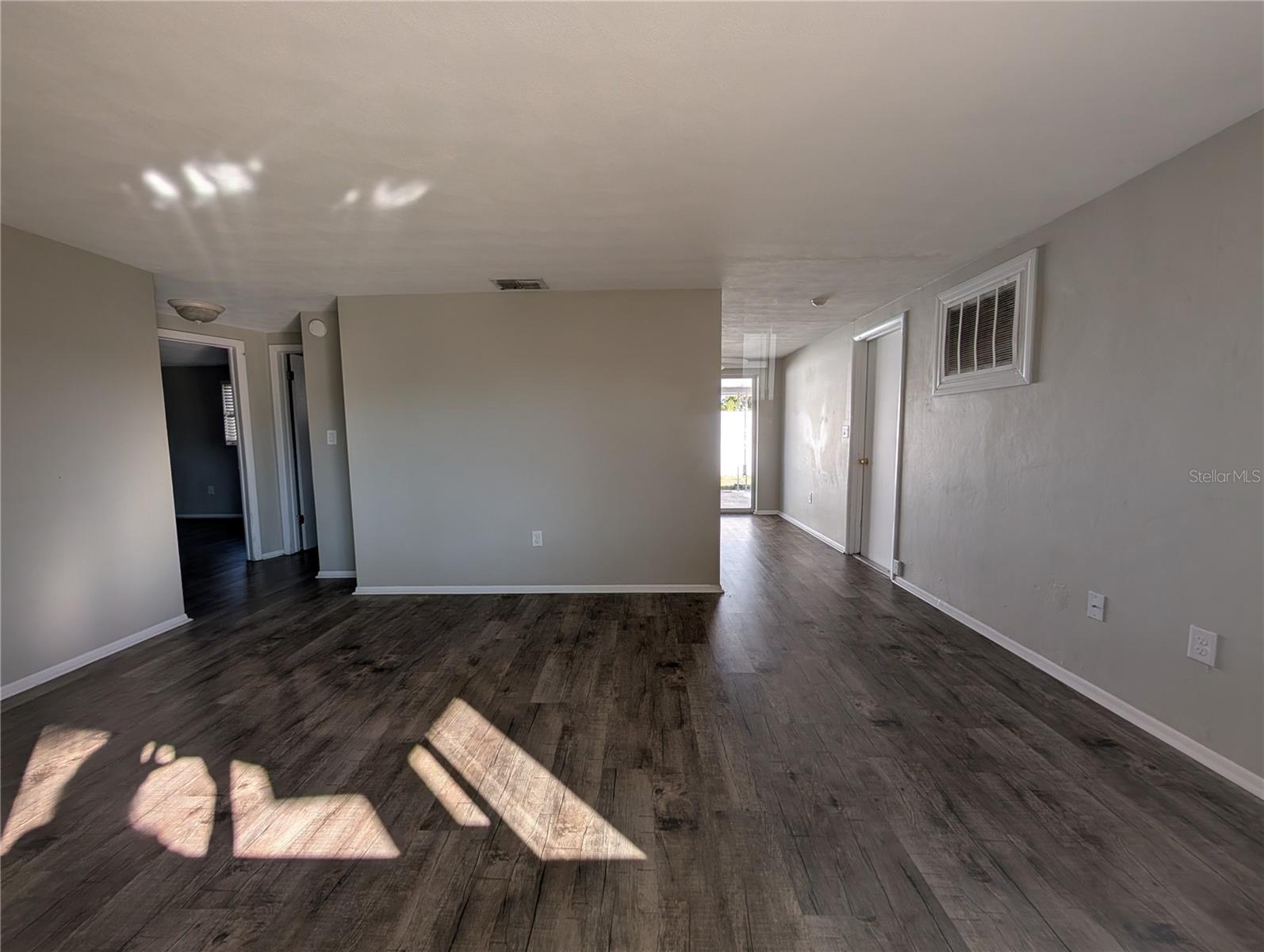 Image 4 of 12 For 7201 Rhinebeck Drive