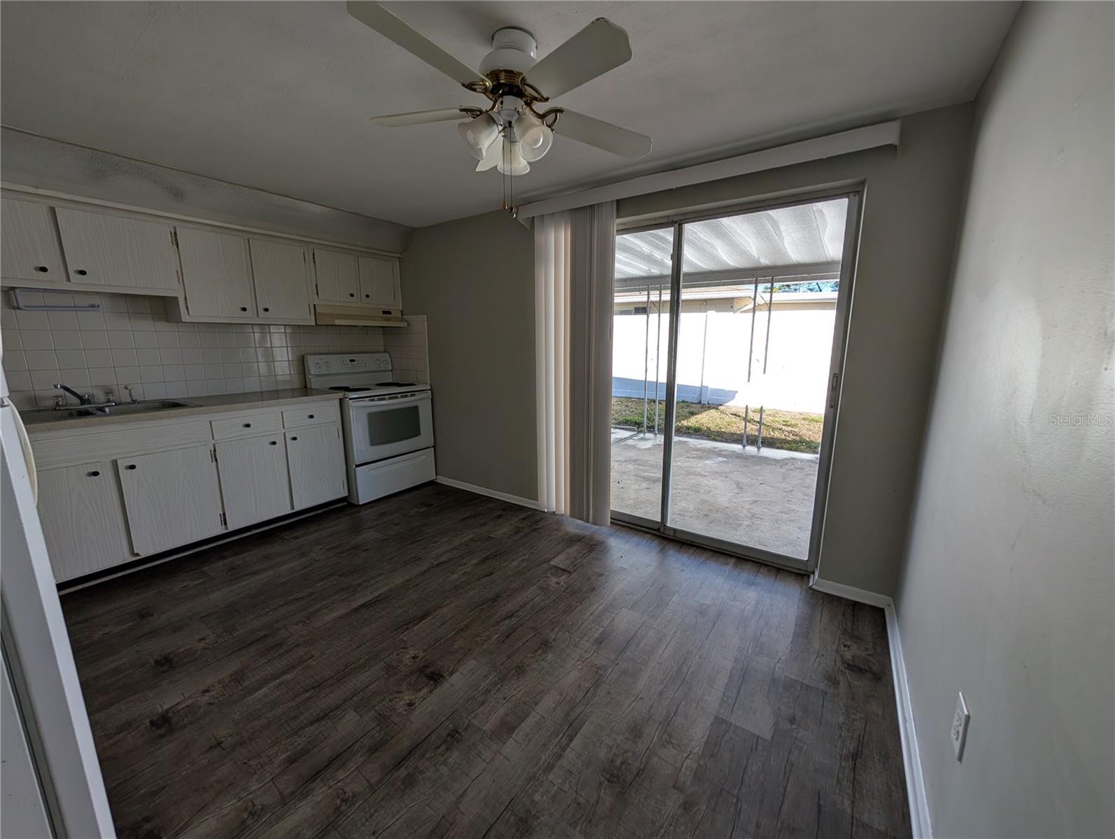 Image 9 of 12 For 7201 Rhinebeck Drive