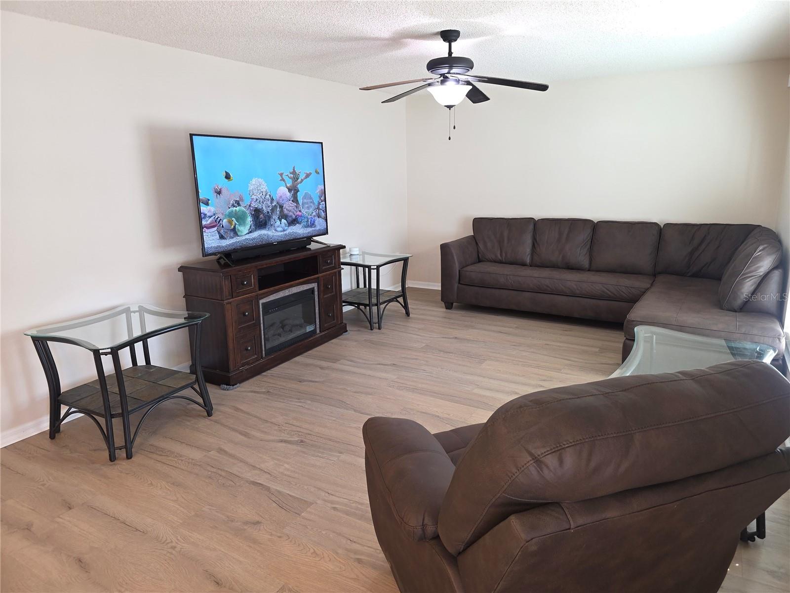 Image 4 of 28 For 8388 Maltby Road