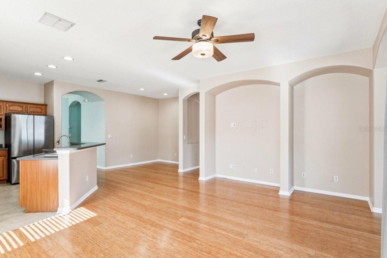 Image 4 of 55 For 9314 Creedmoor Lane