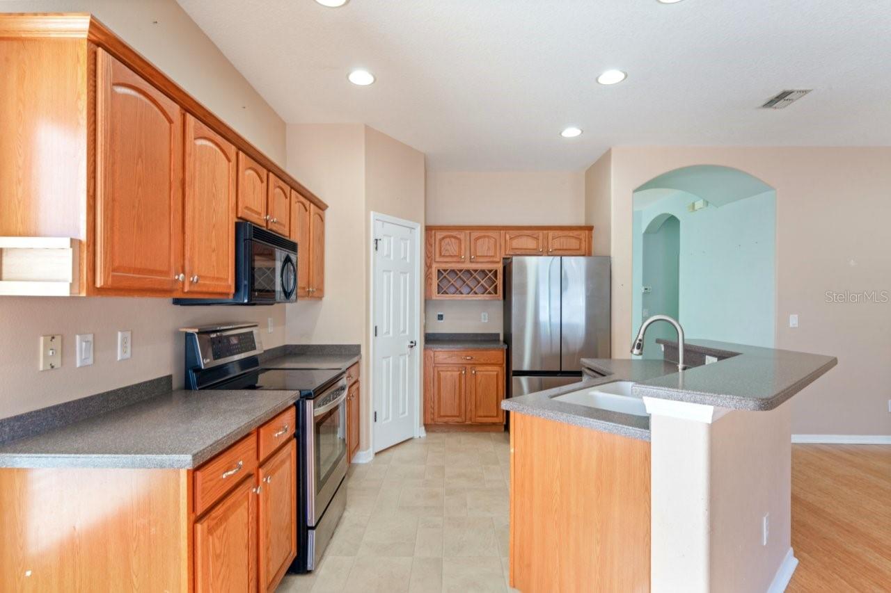 Image 5 of 55 For 9314 Creedmoor Lane