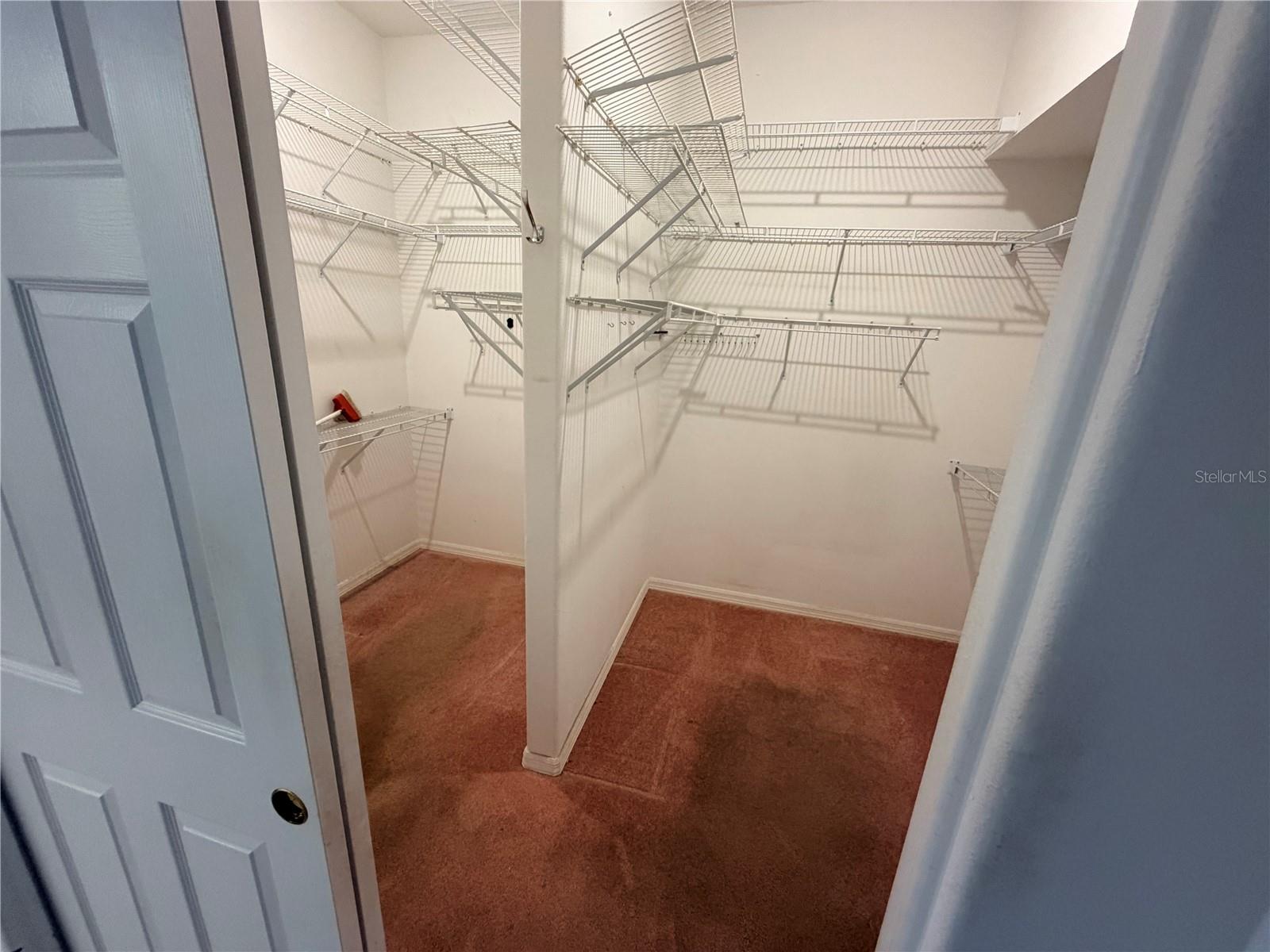 Image 16 of 29 For 8835 Kipling Avenue