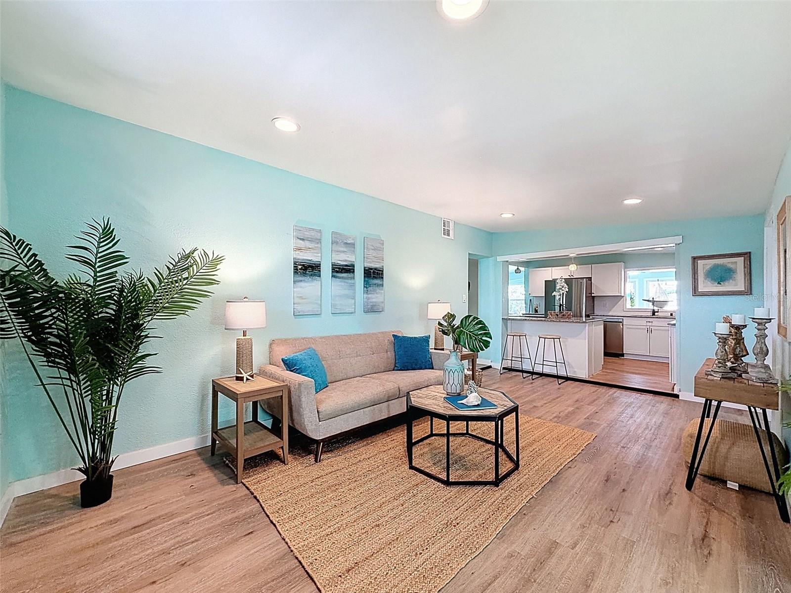 Image 11 of 68 For 6827 Sanderling Lane