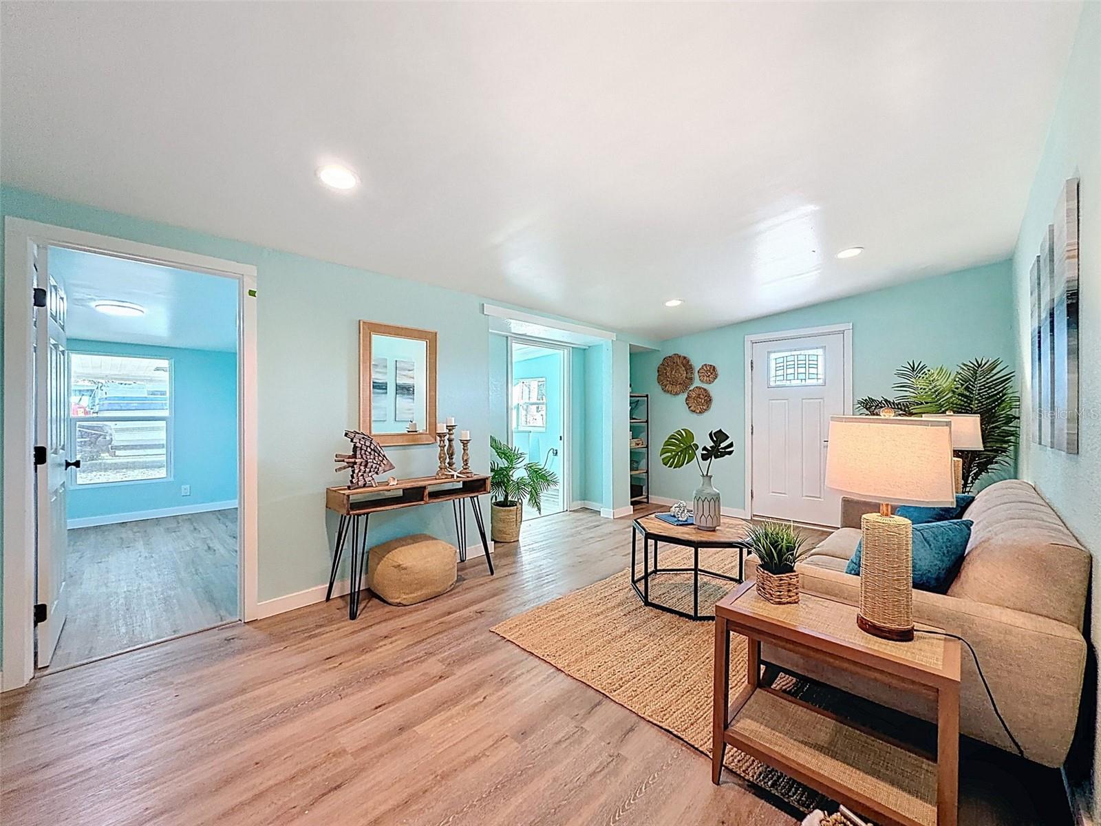 Image 13 of 68 For 6827 Sanderling Lane