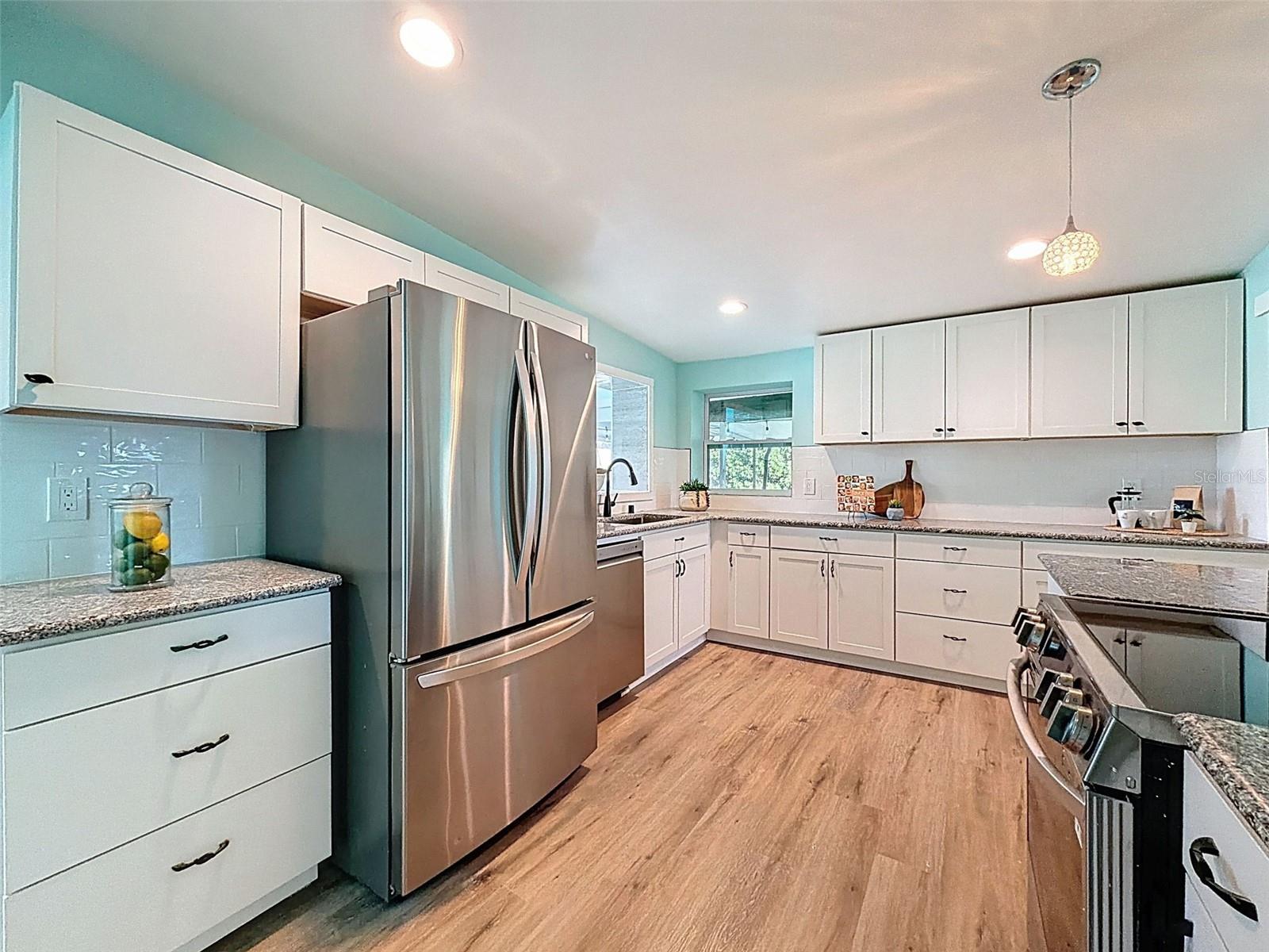 Image 3 of 68 For 6827 Sanderling Lane