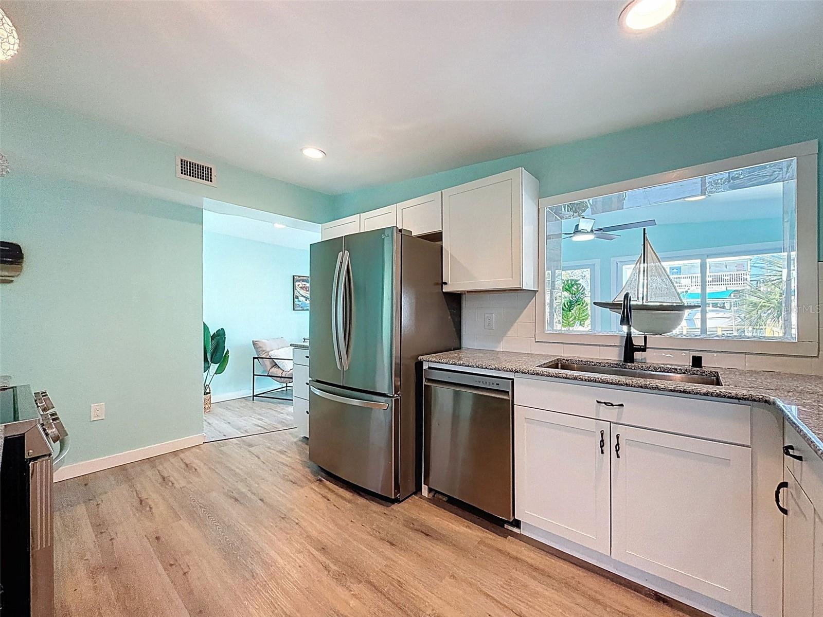 Image 8 of 68 For 6827 Sanderling Lane