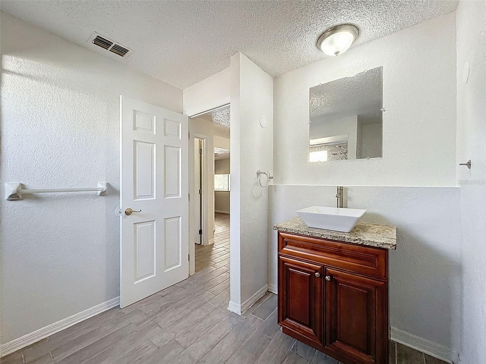 Image 27 of 33 For 7410 Dundee Court