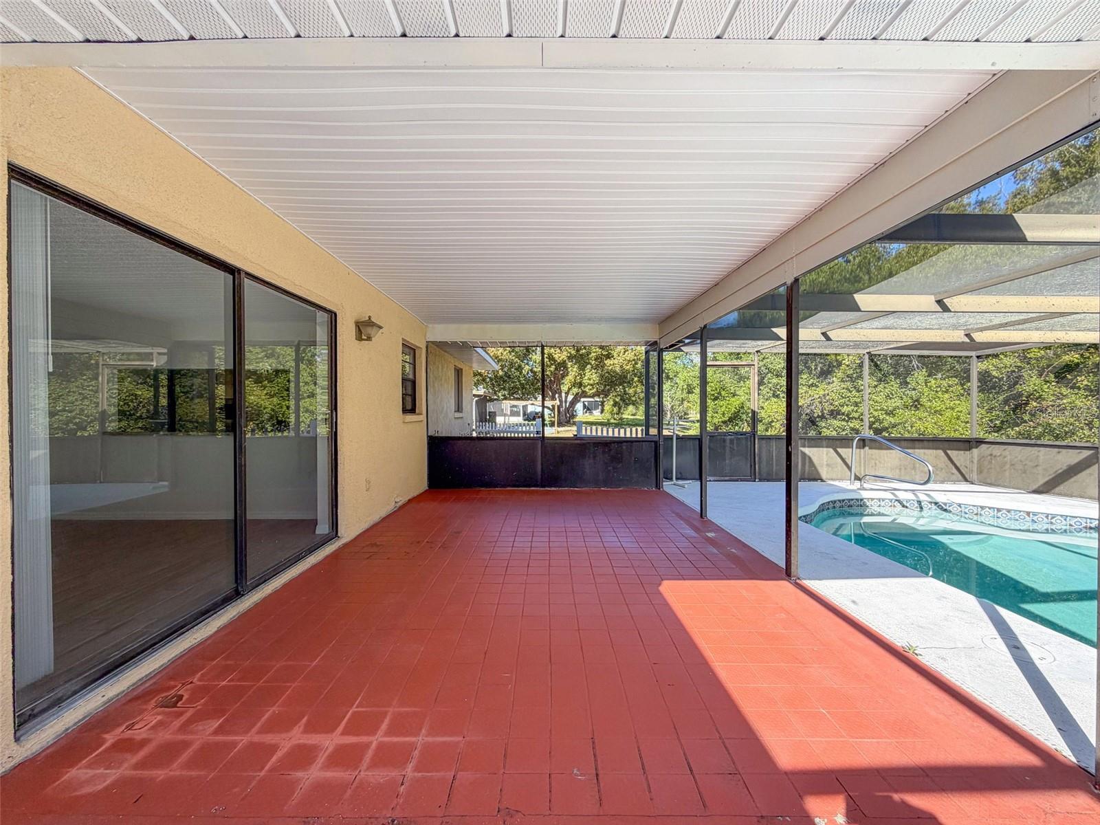 Image 30 of 33 For 7410 Dundee Court