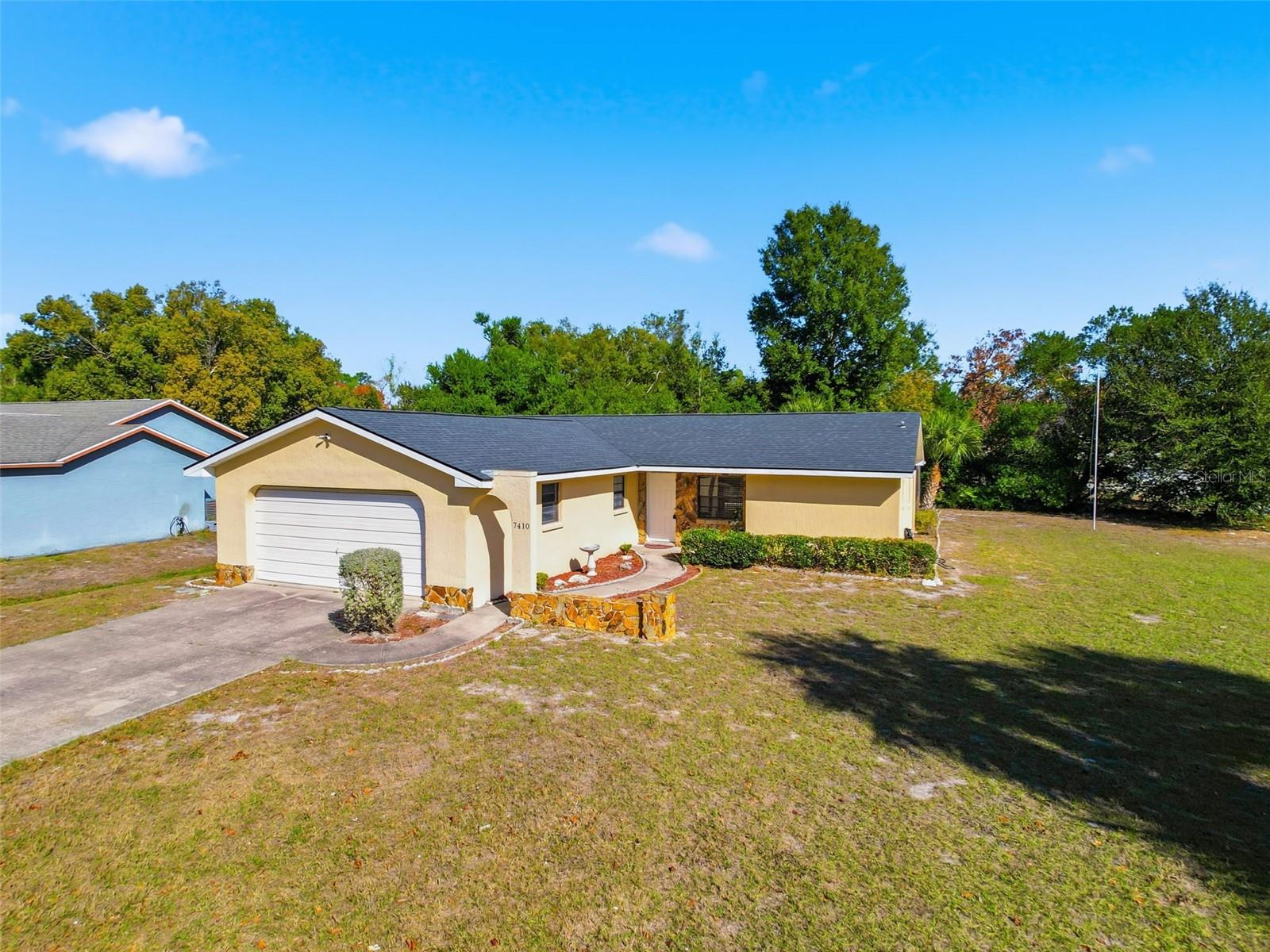 Image 7 of 33 For 7410 Dundee Court