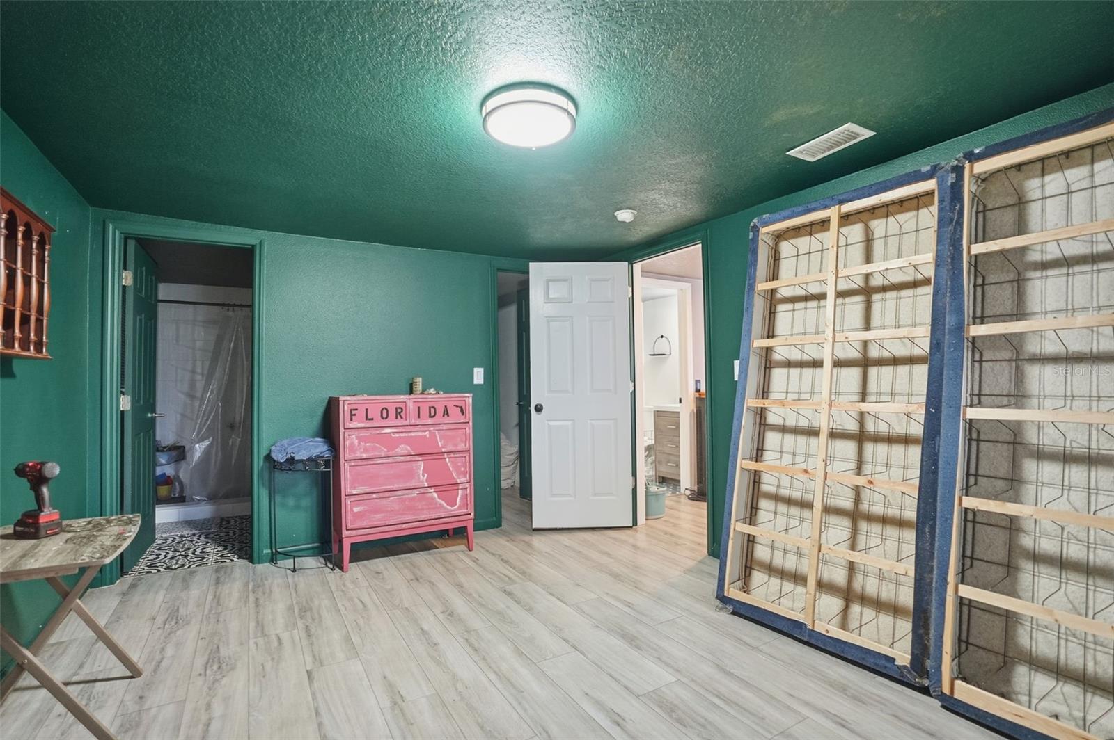 Image 9 of 25 For 22 Melbourne Street