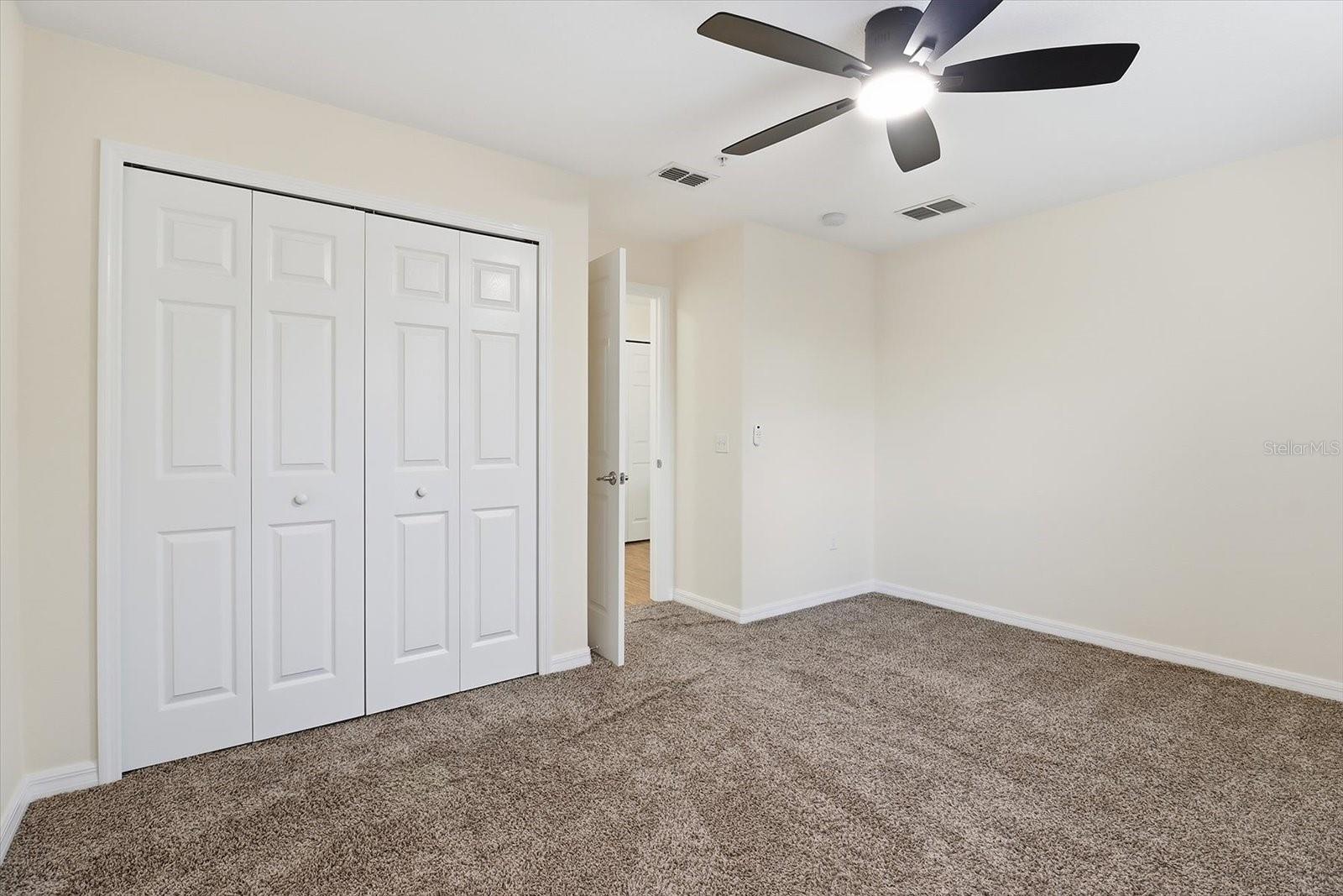 Image 25 of 41 For 5041 Royal Palms Way 202