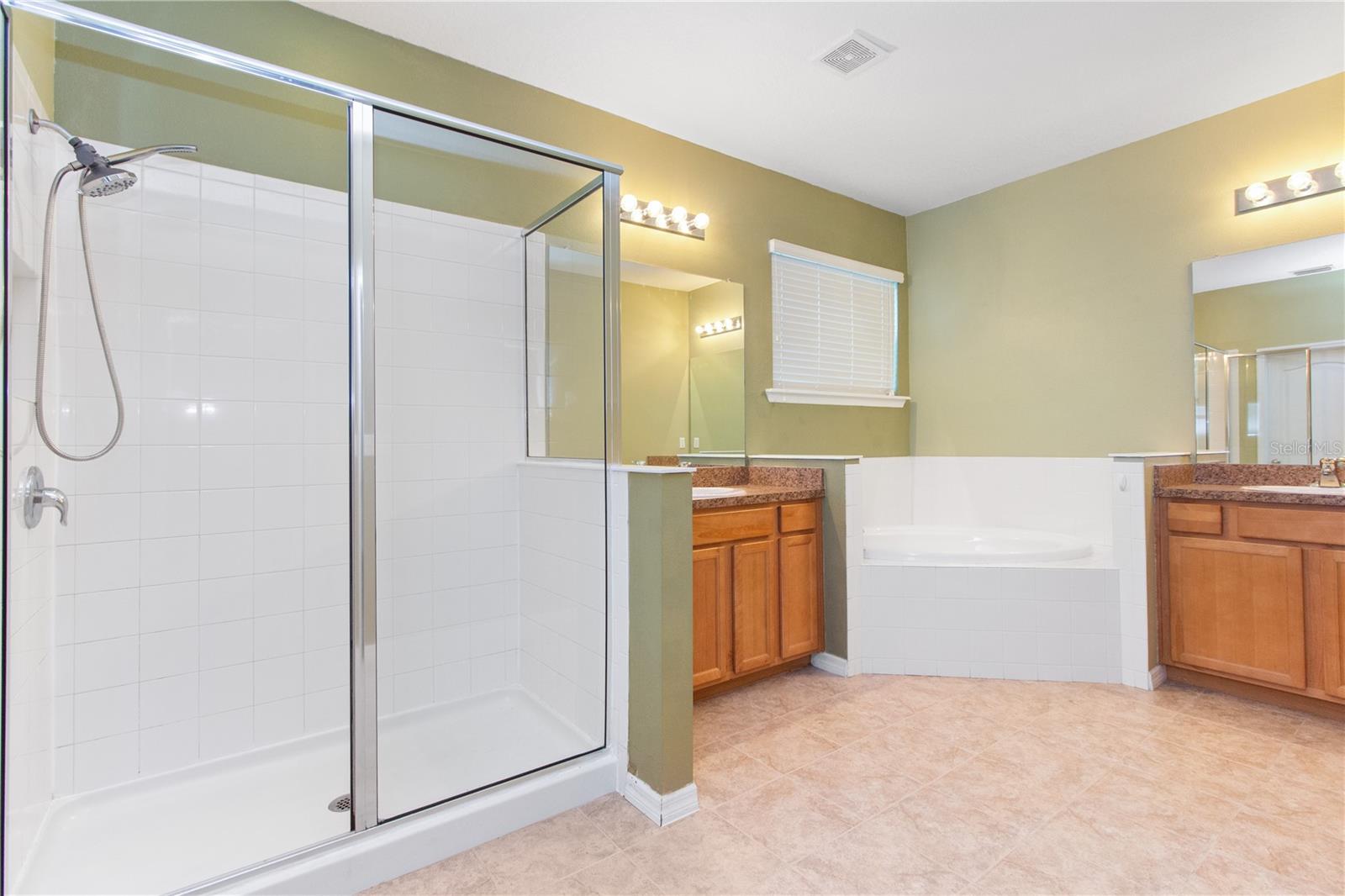 Image 28 of 46 For 13222 Weatherstone Drive