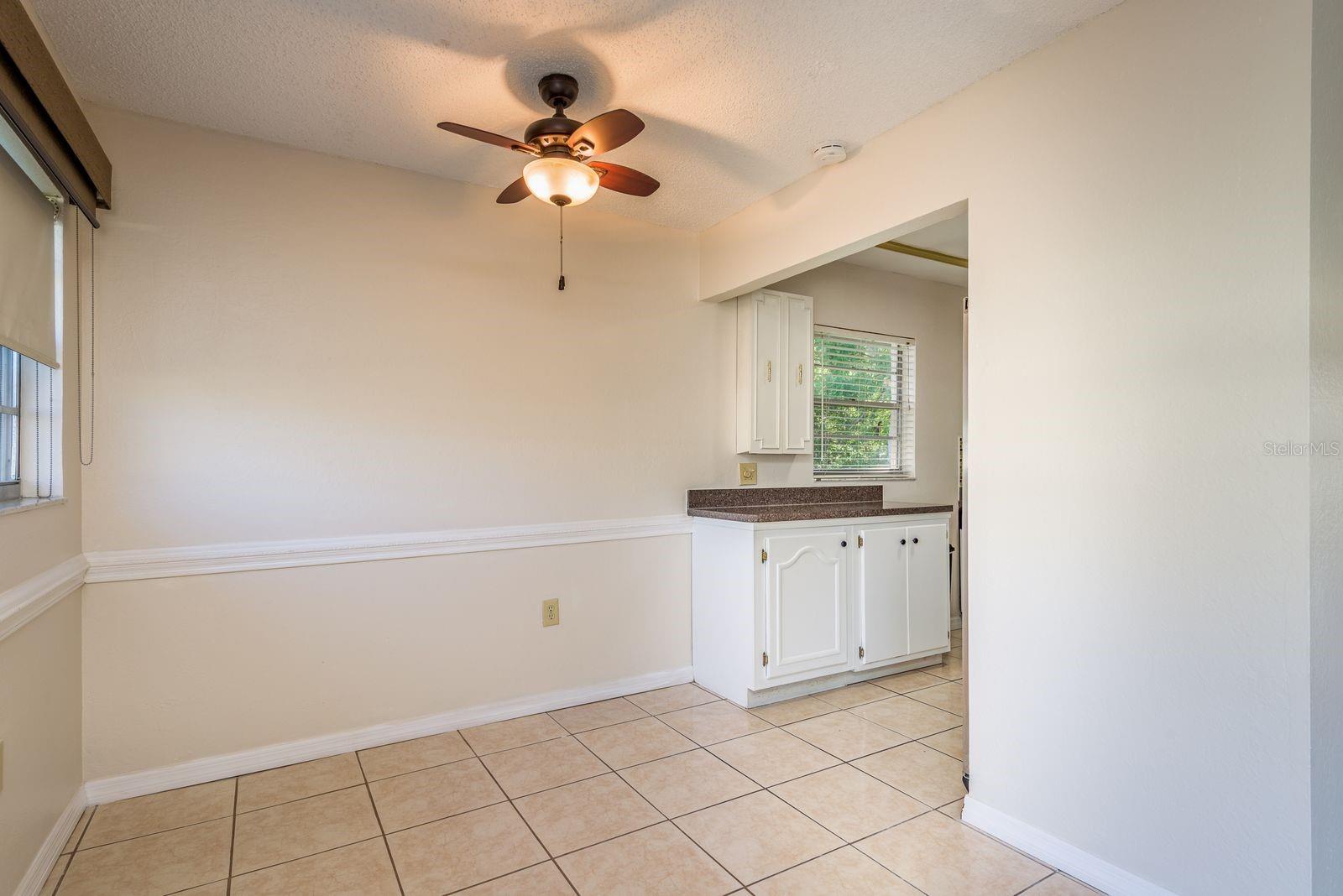 Listing photo id 8 for 11737 Bayonet Lane A