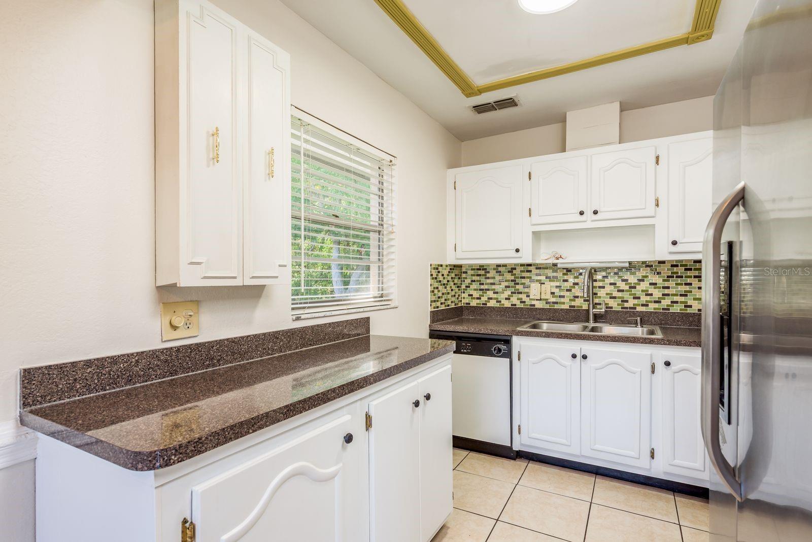 Listing photo id 9 for 11737 Bayonet Lane A