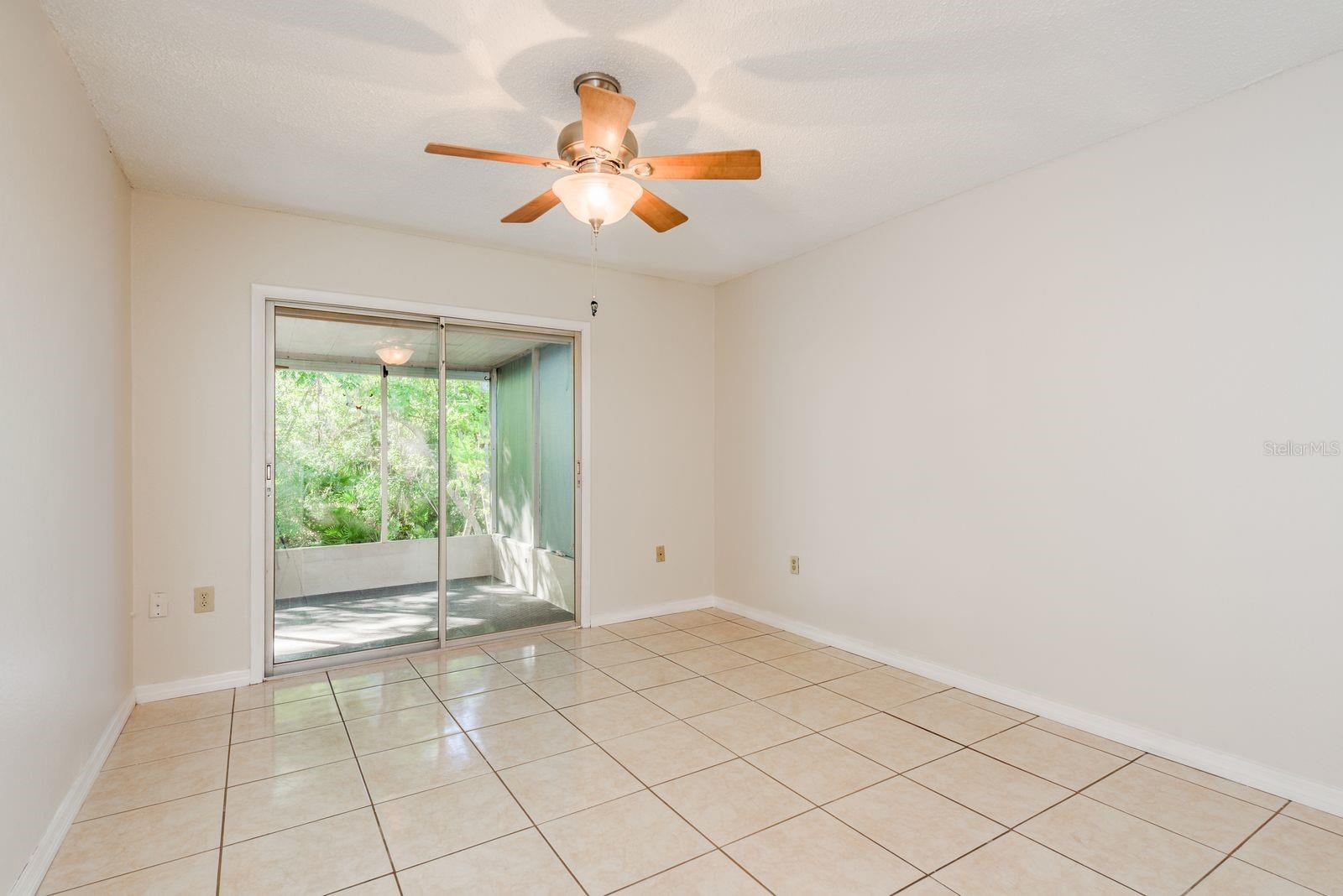 Listing photo id 12 for 11737 Bayonet Lane A