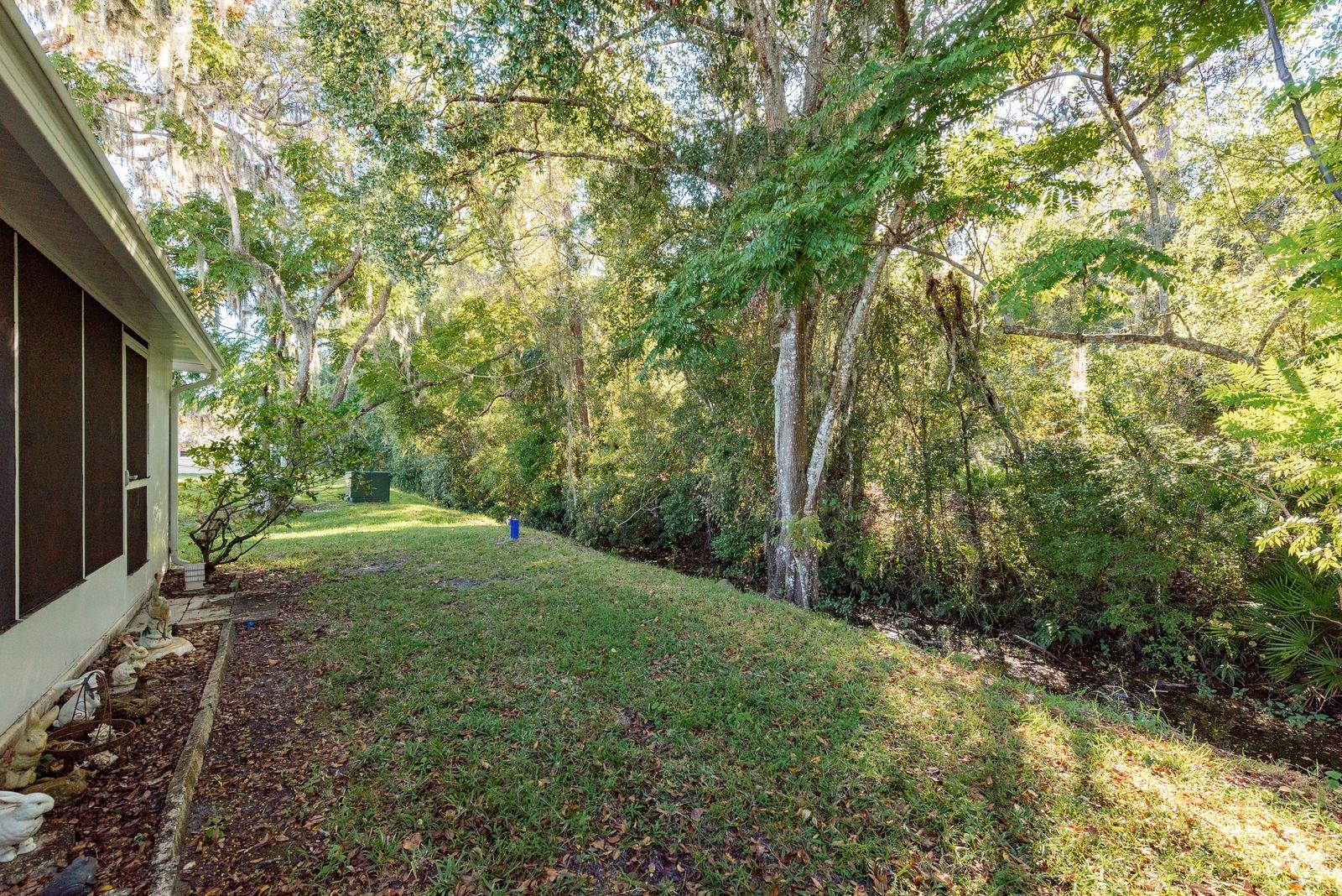 Listing photo id 25 for 11737 Bayonet Lane A