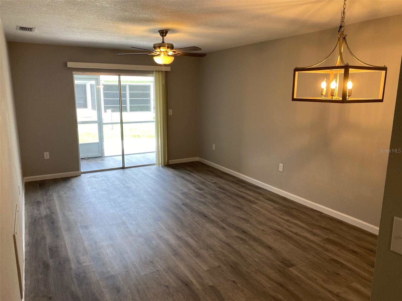 Image 4 of 15 For 2853 Stillwell Court