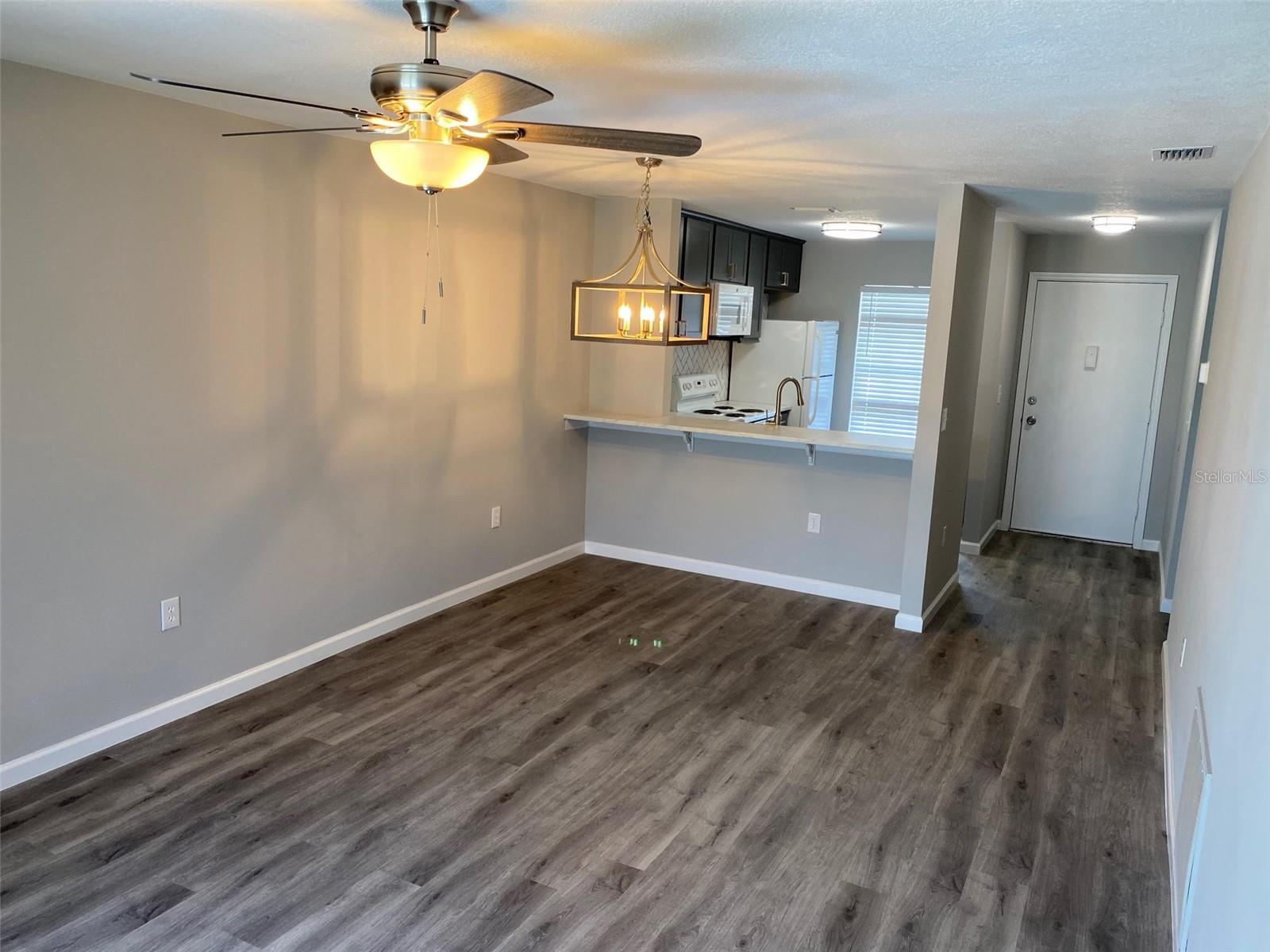 Image 5 of 15 For 2853 Stillwell Court