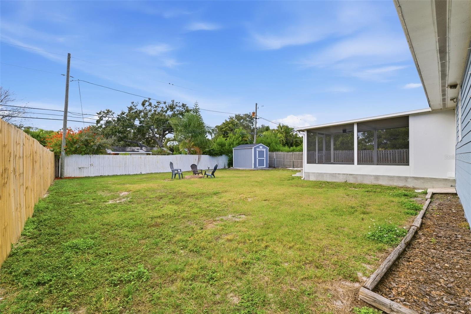 Image 34 of 38 For 2004 Culberson Avenue